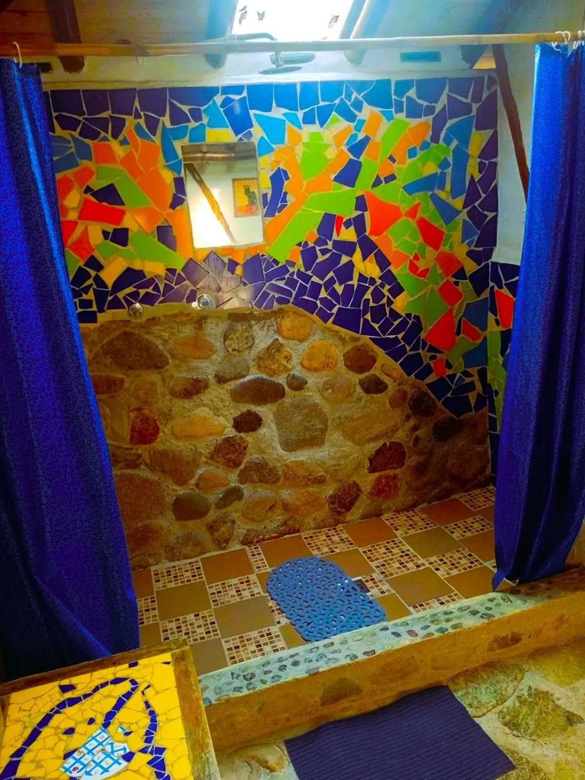 Shower in Hotel La Casa de Francois