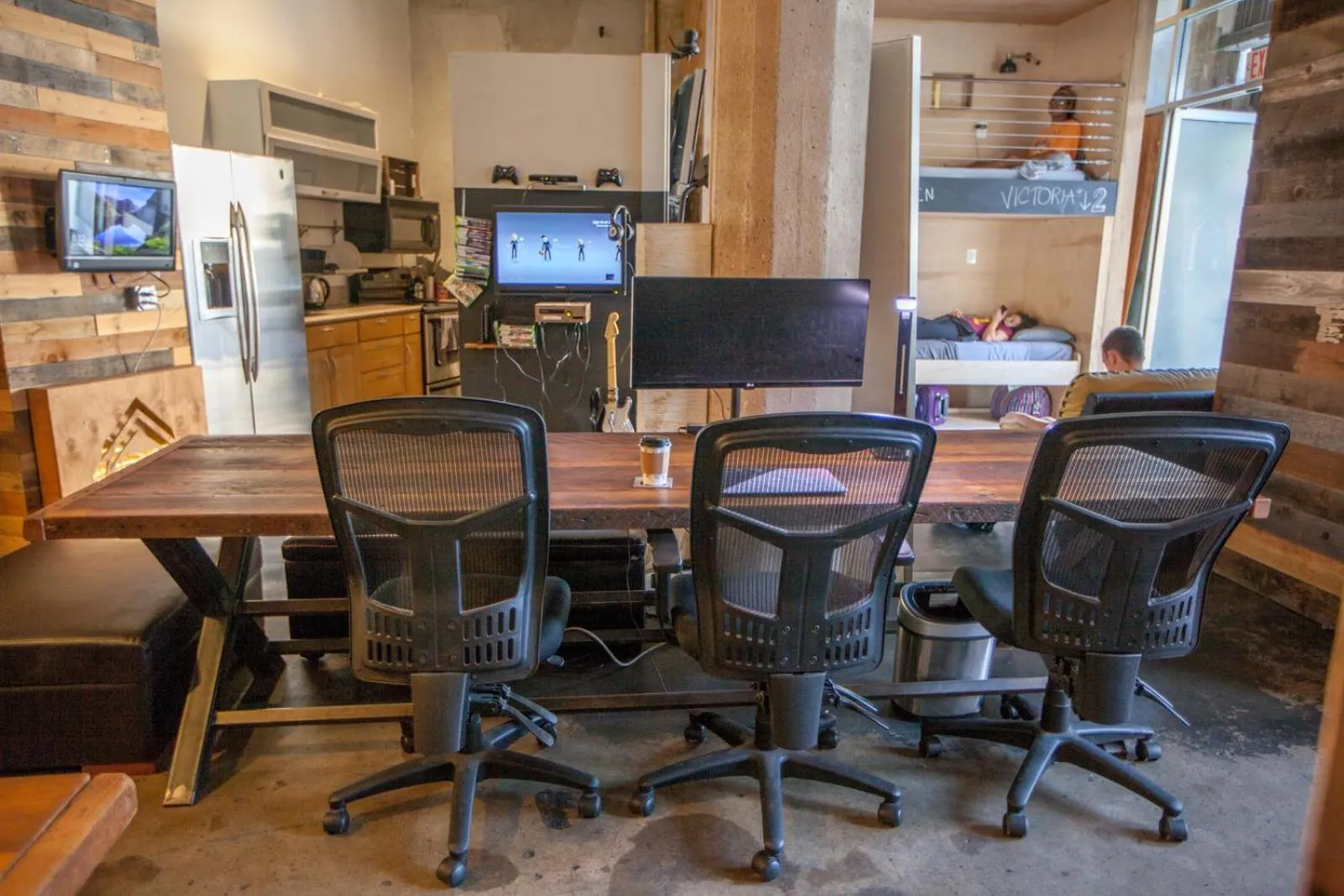 Kitchen or kitchenette in PodShare Hollywood