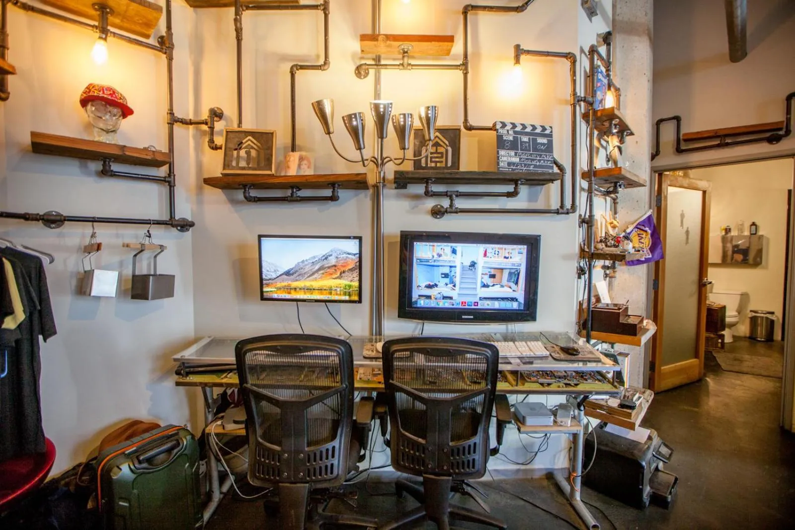 TV and multimedia in PodShare Hollywood