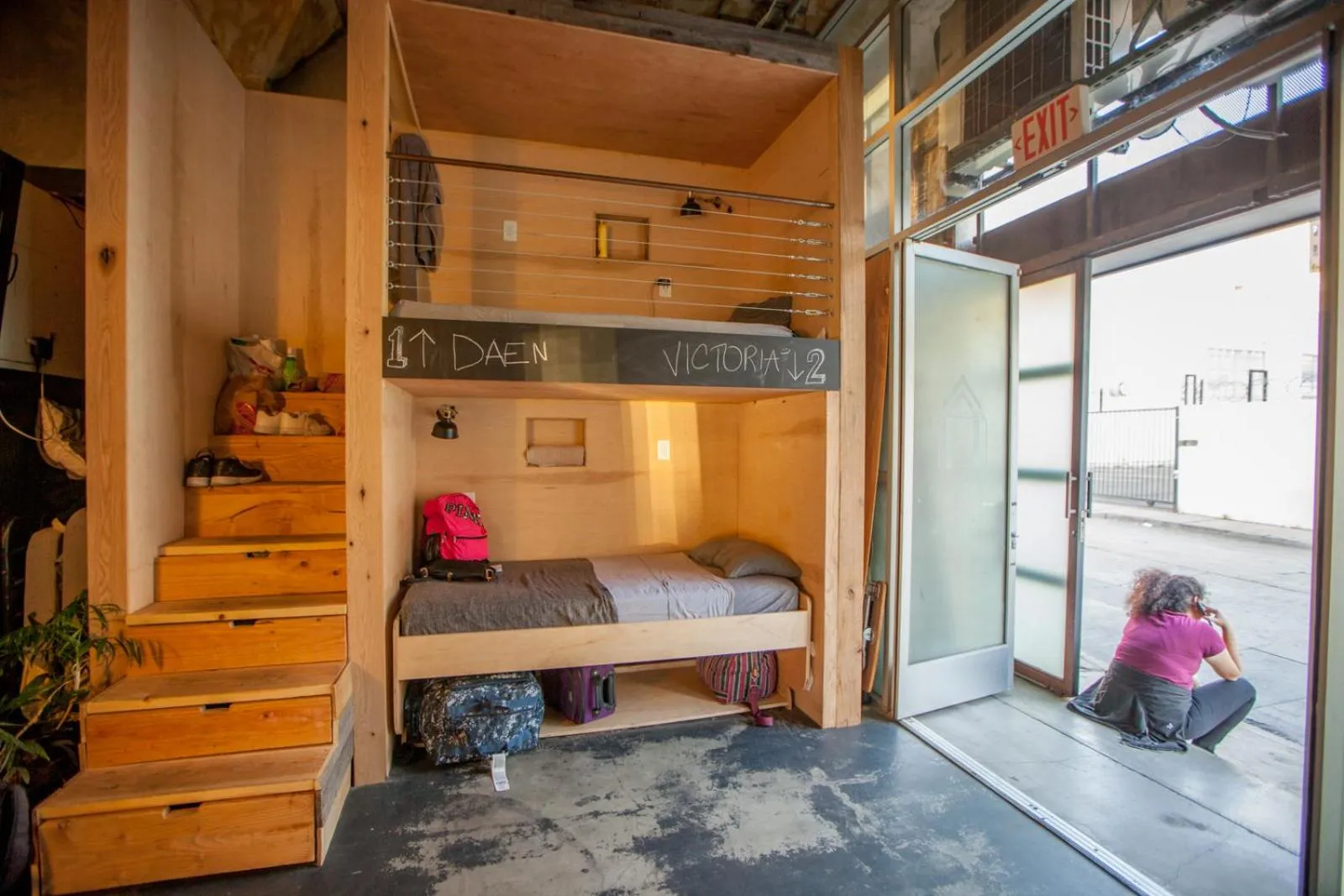 bunk bed, Bed in PodShare Hollywood