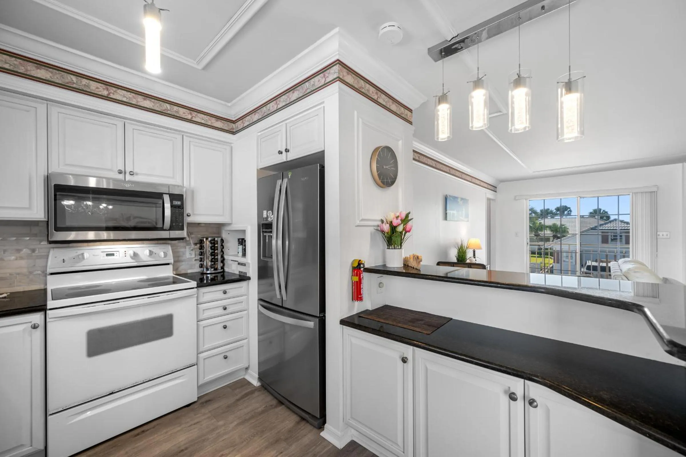 Carousel Suites -Redington Shores