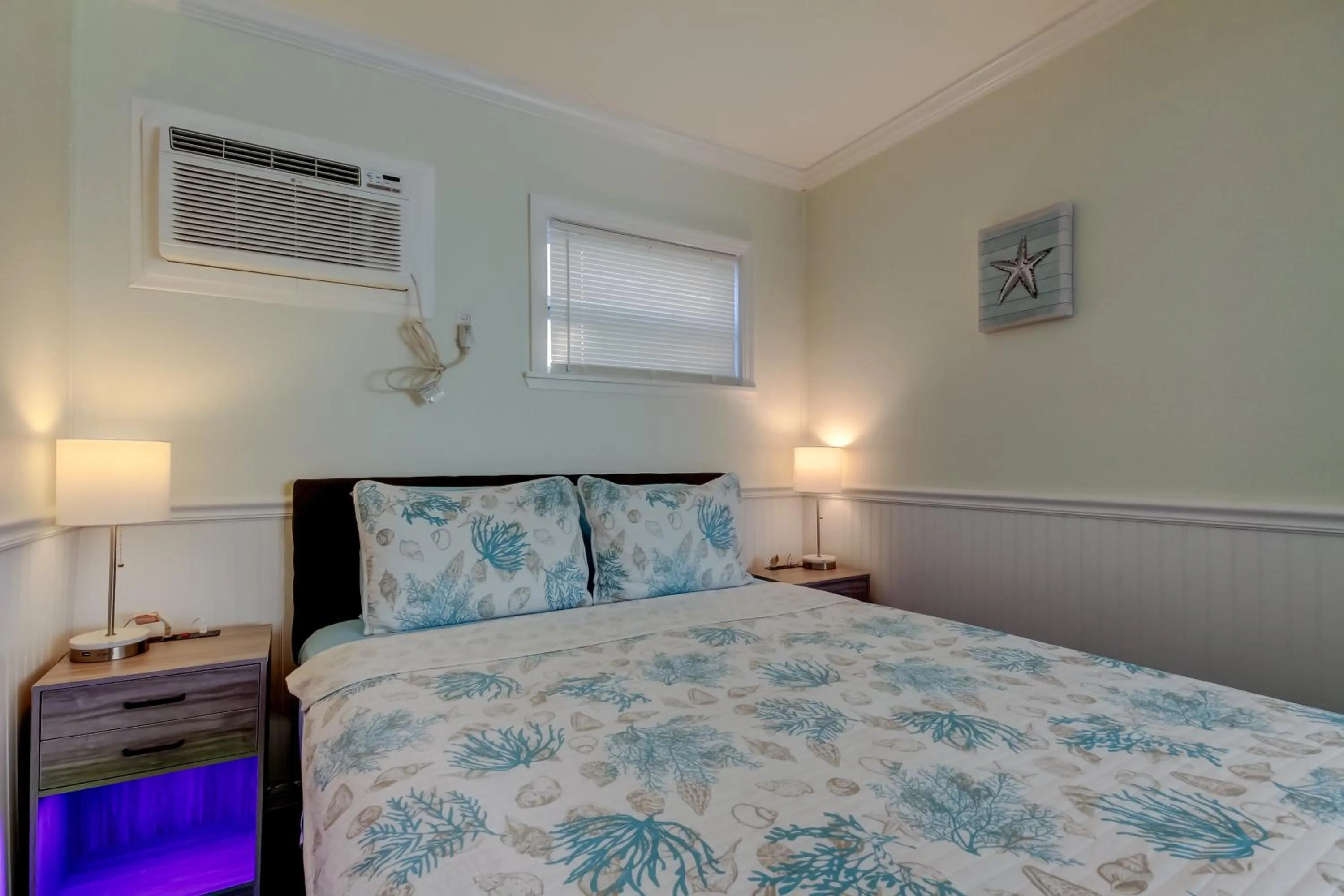 Bed in Carousel Suites -Redington Shores