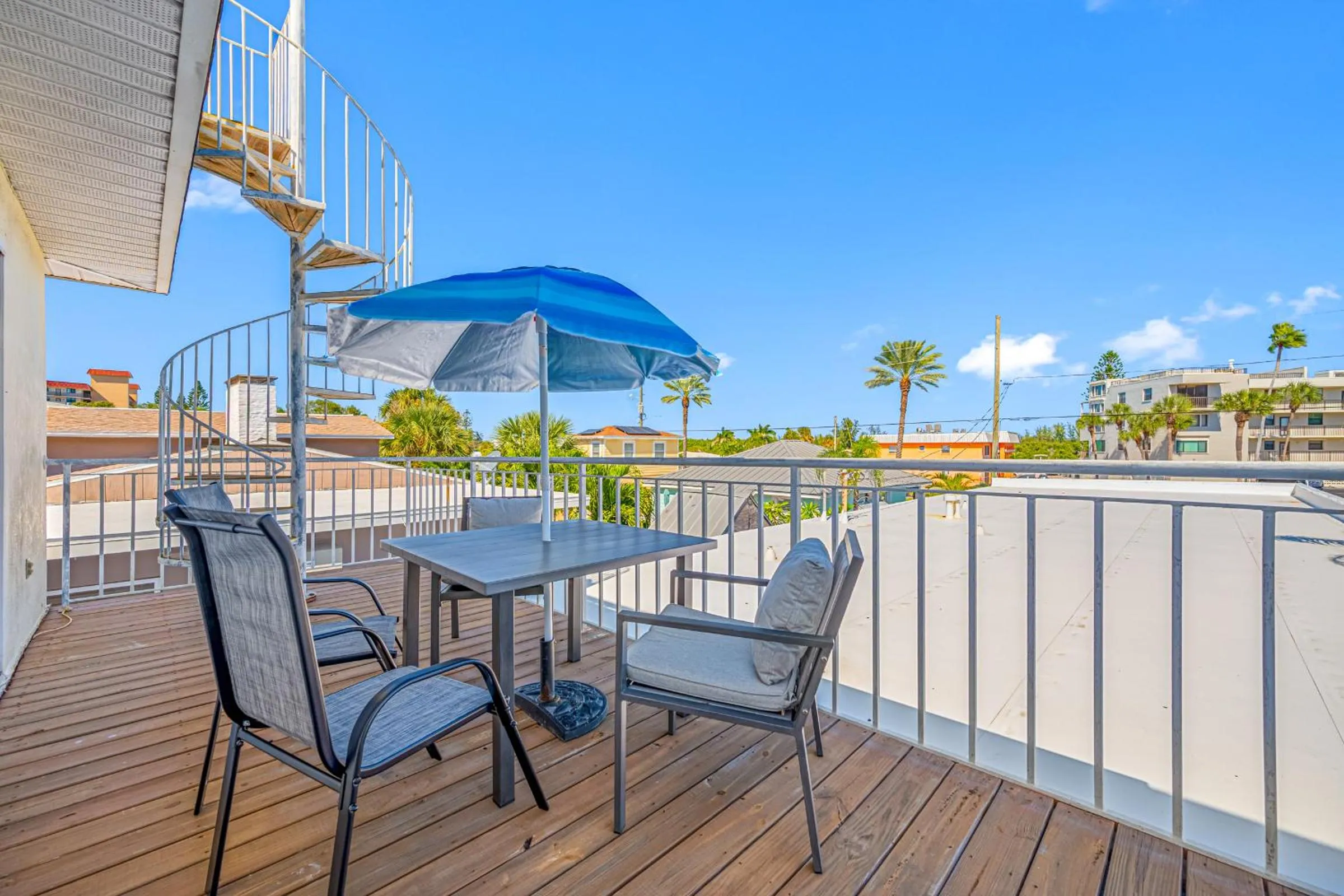 Carousel Suites -Redington Shores