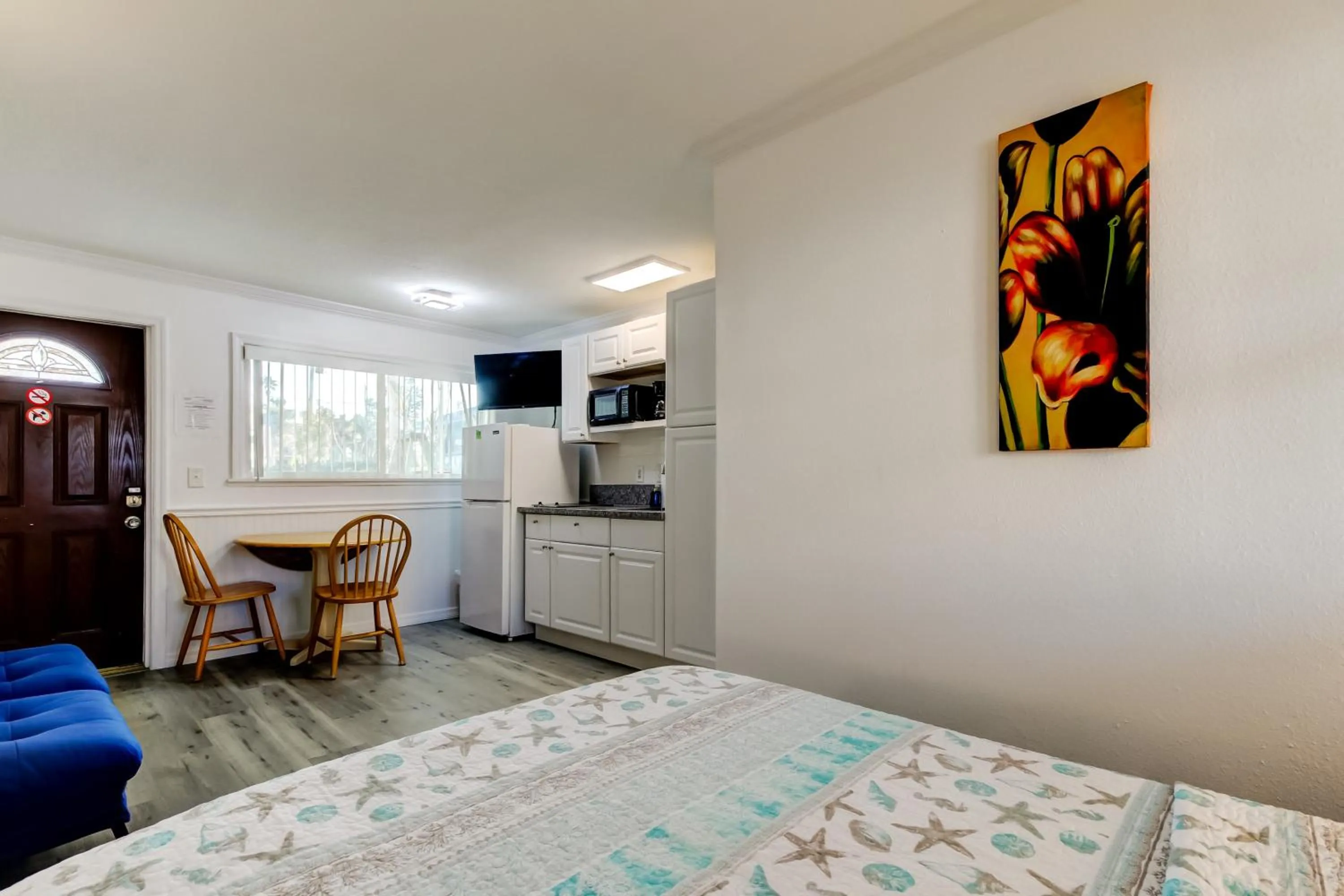 Bed in Carousel Suites -Redington Shores