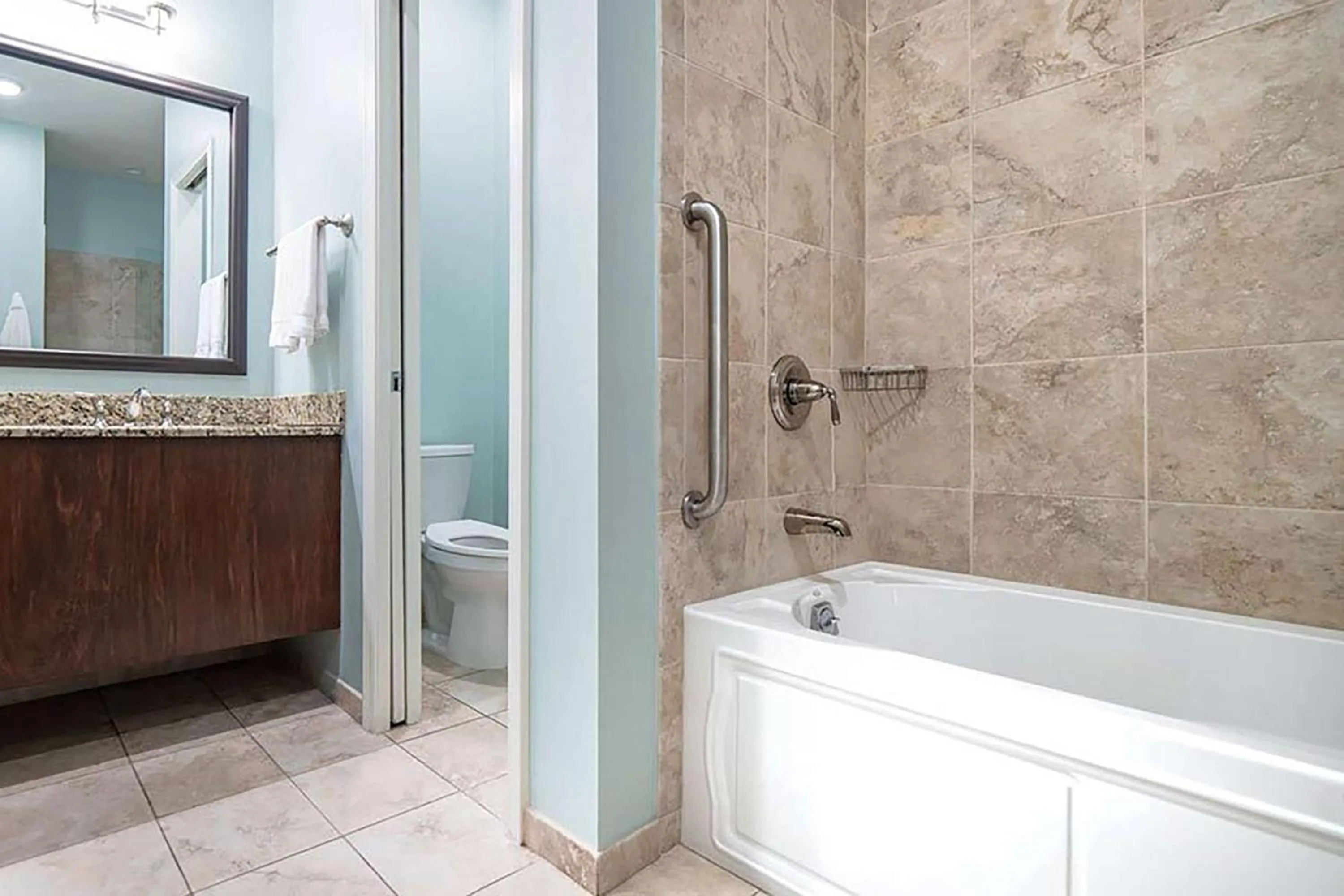 Bathroom in Chateau Saint Denis Hotel