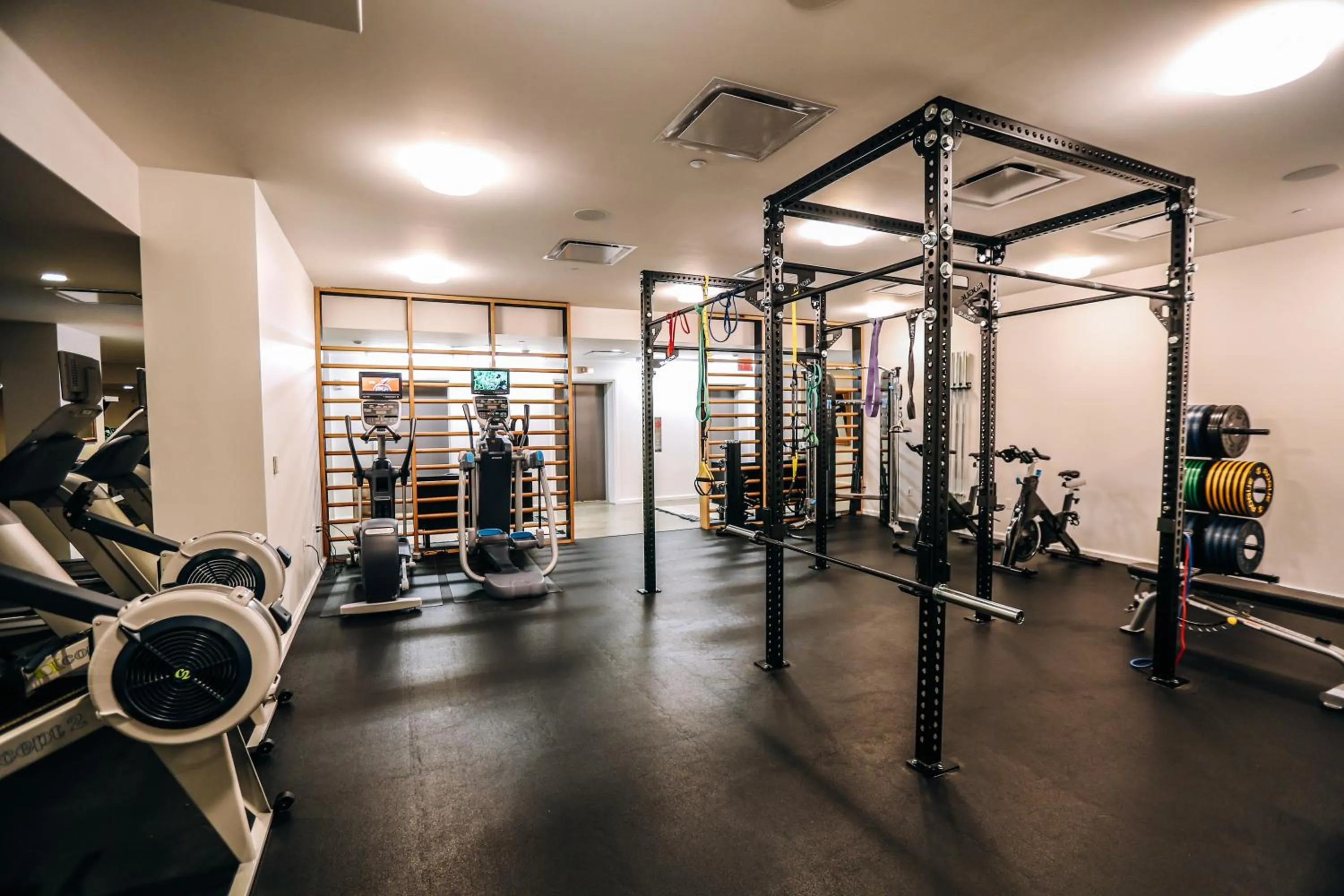 Fitness centre/facilities in The LINE Hotel DC
