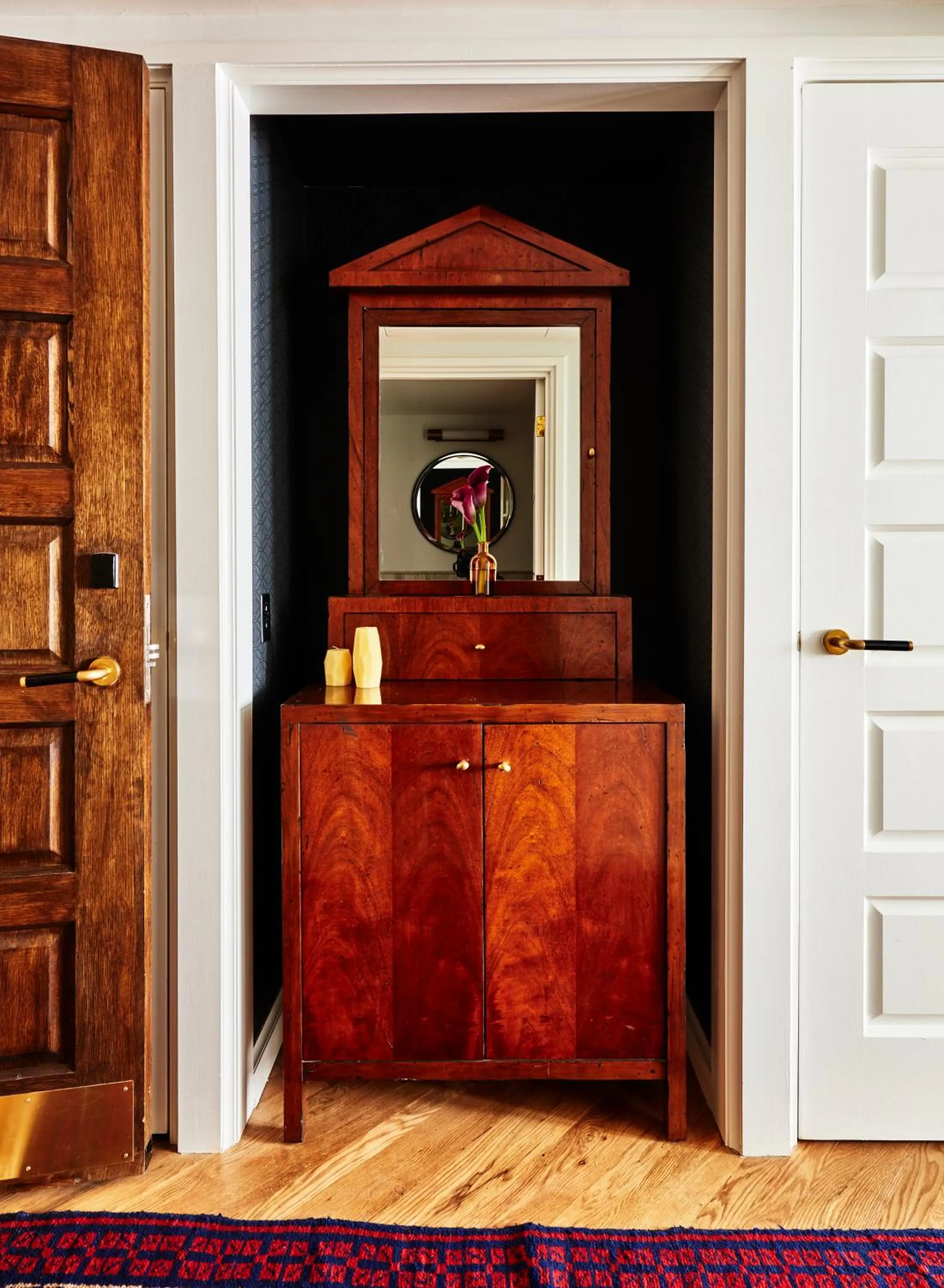 Decorative detail in The LINE Hotel DC