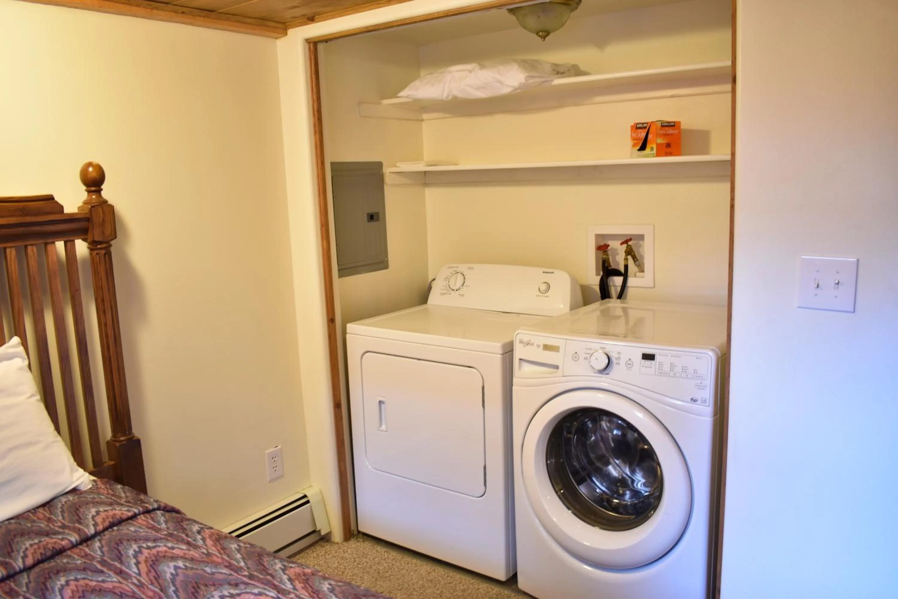 Bed in Exit Glacier Lodge