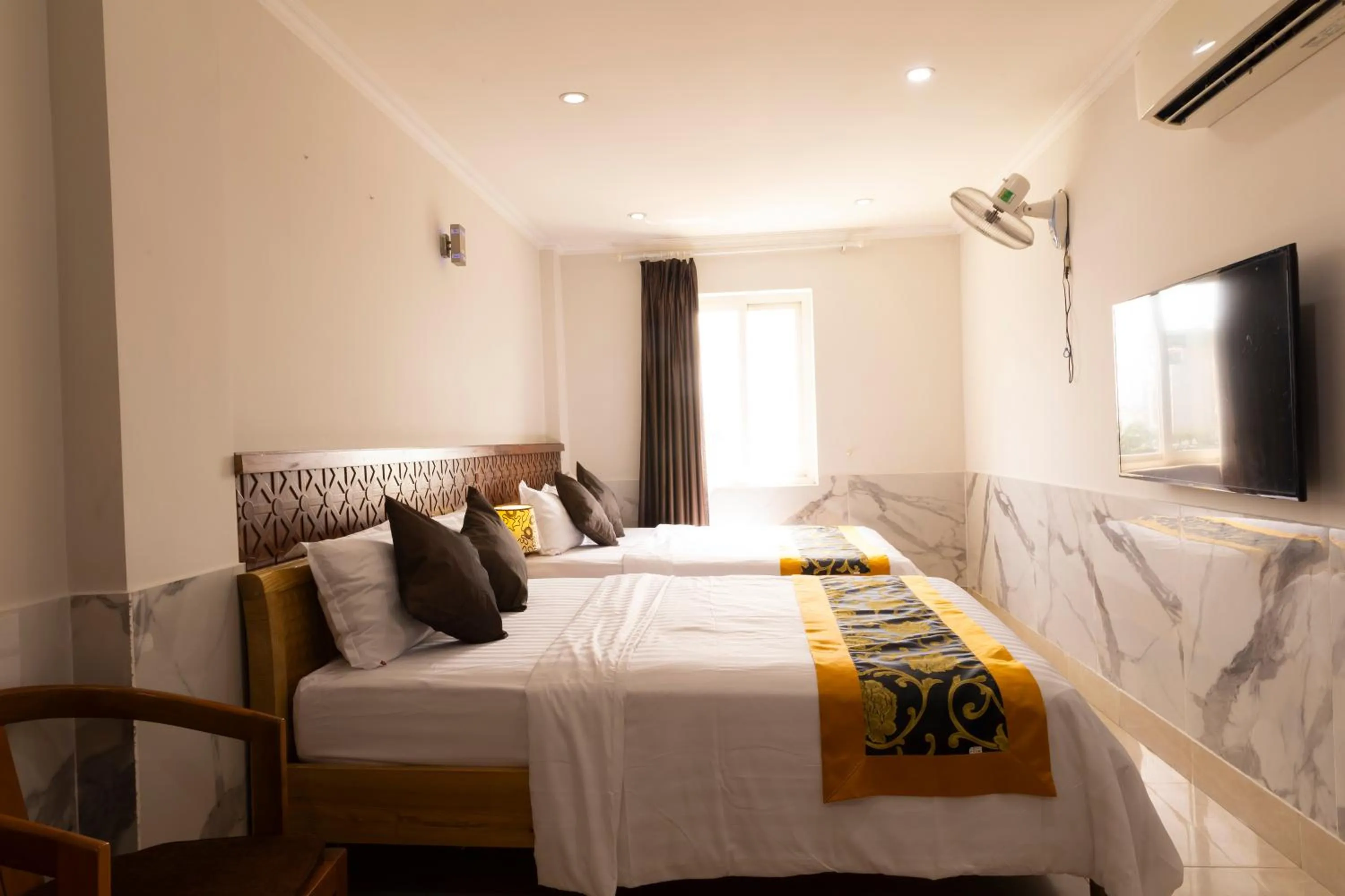 Bed in Atana Airport Hotel