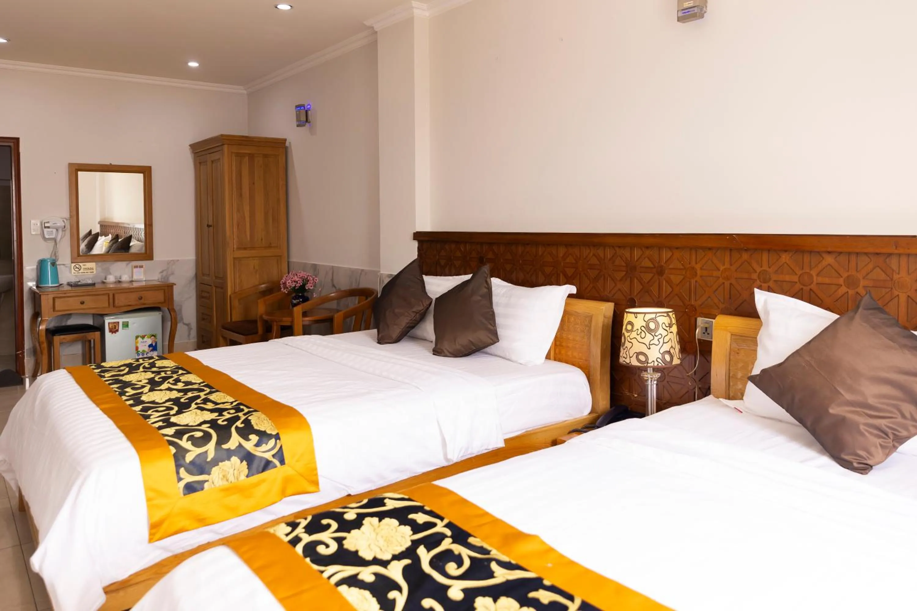 Bed in Atana Airport Hotel