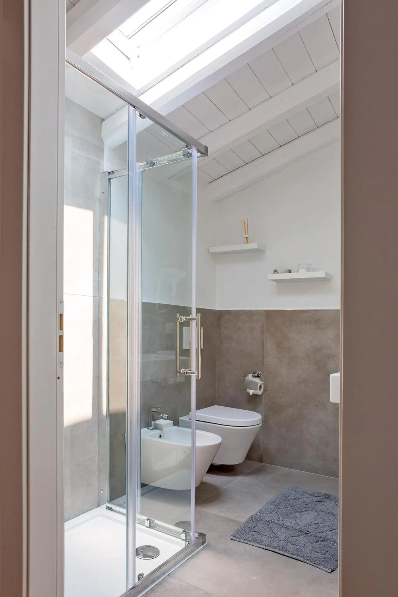 Shower in Cascina San Martino