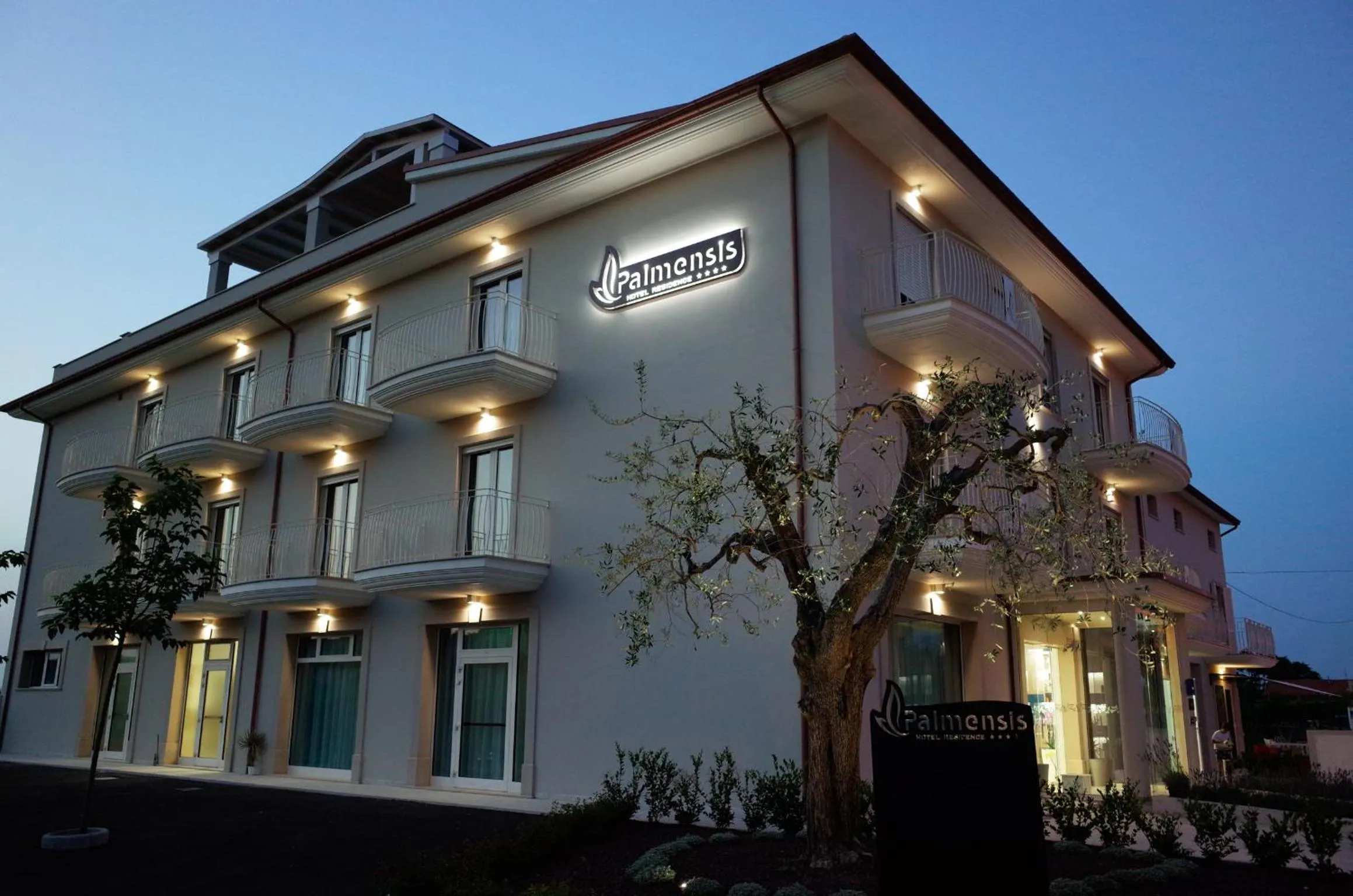 Facade/entrance in Hotel Palmensis