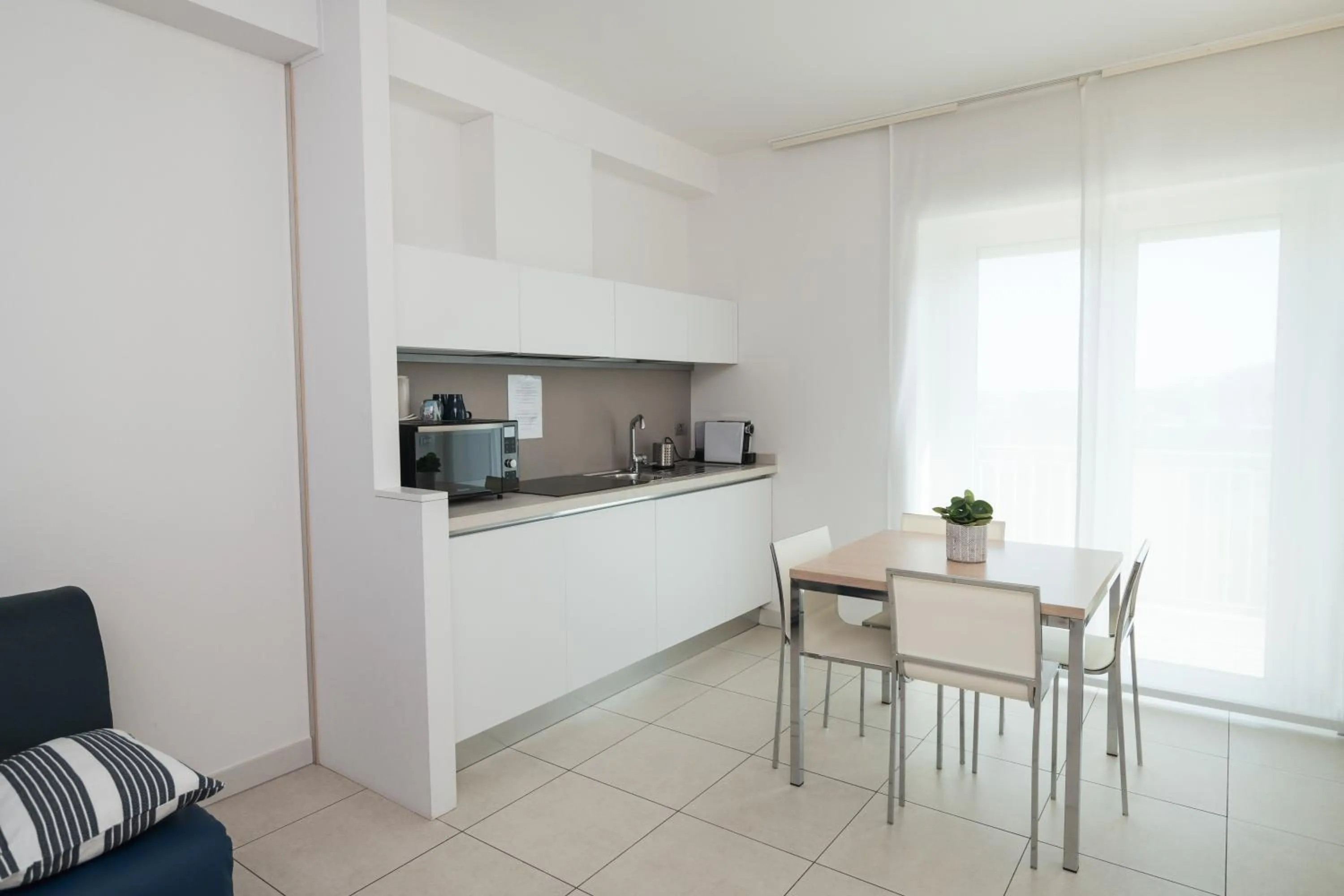 Kitchen or kitchenette in Hotel Palmensis