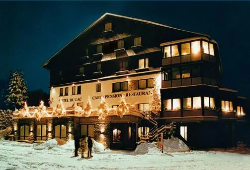 Property building in Hôtel du Lac