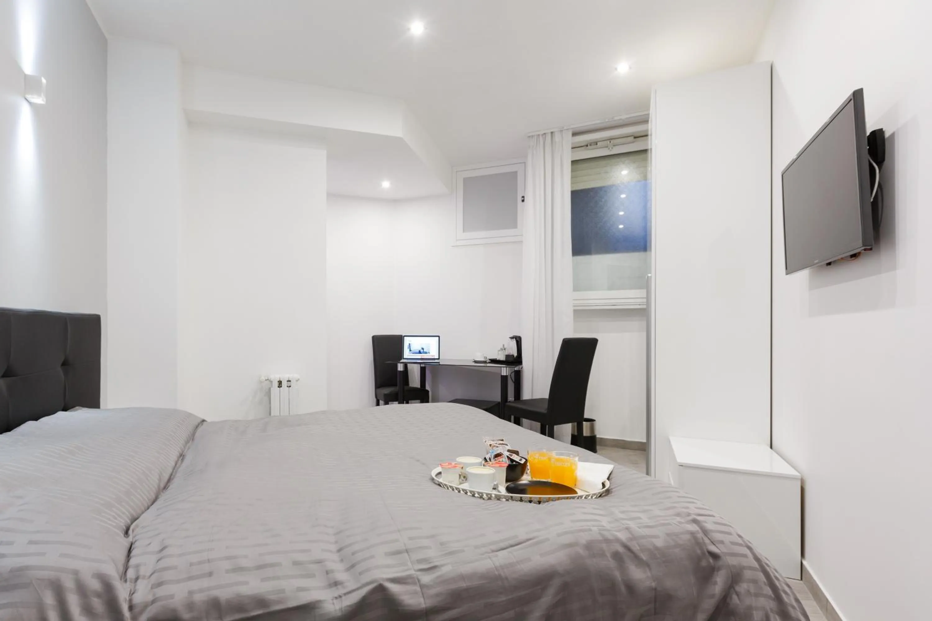 TV and multimedia, Bed in Domus Arena