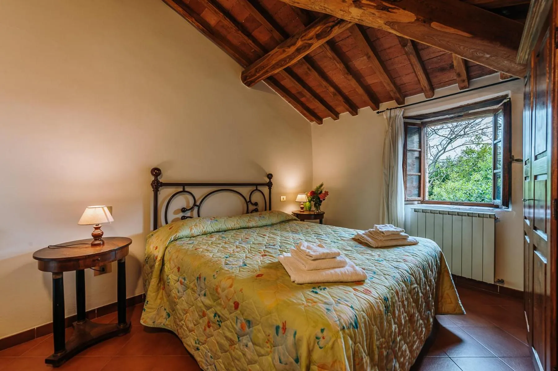 Bed in Borgo Villa a Sesta