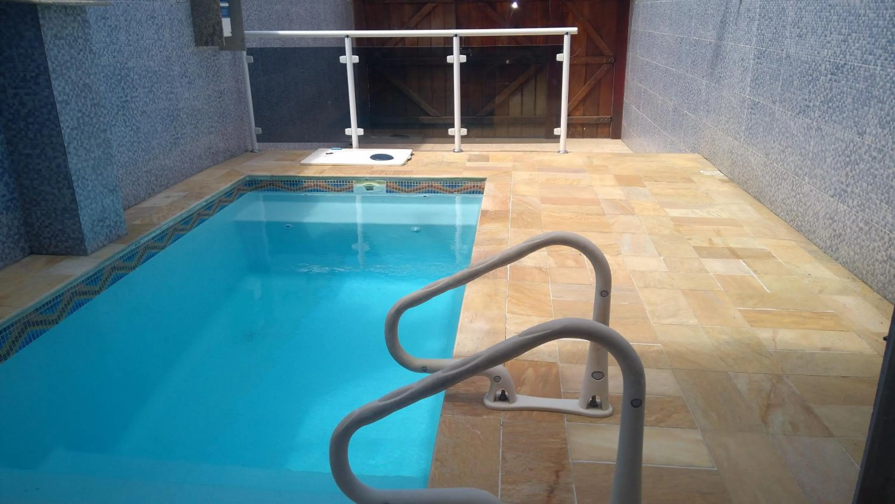 Casa Piscina Azul