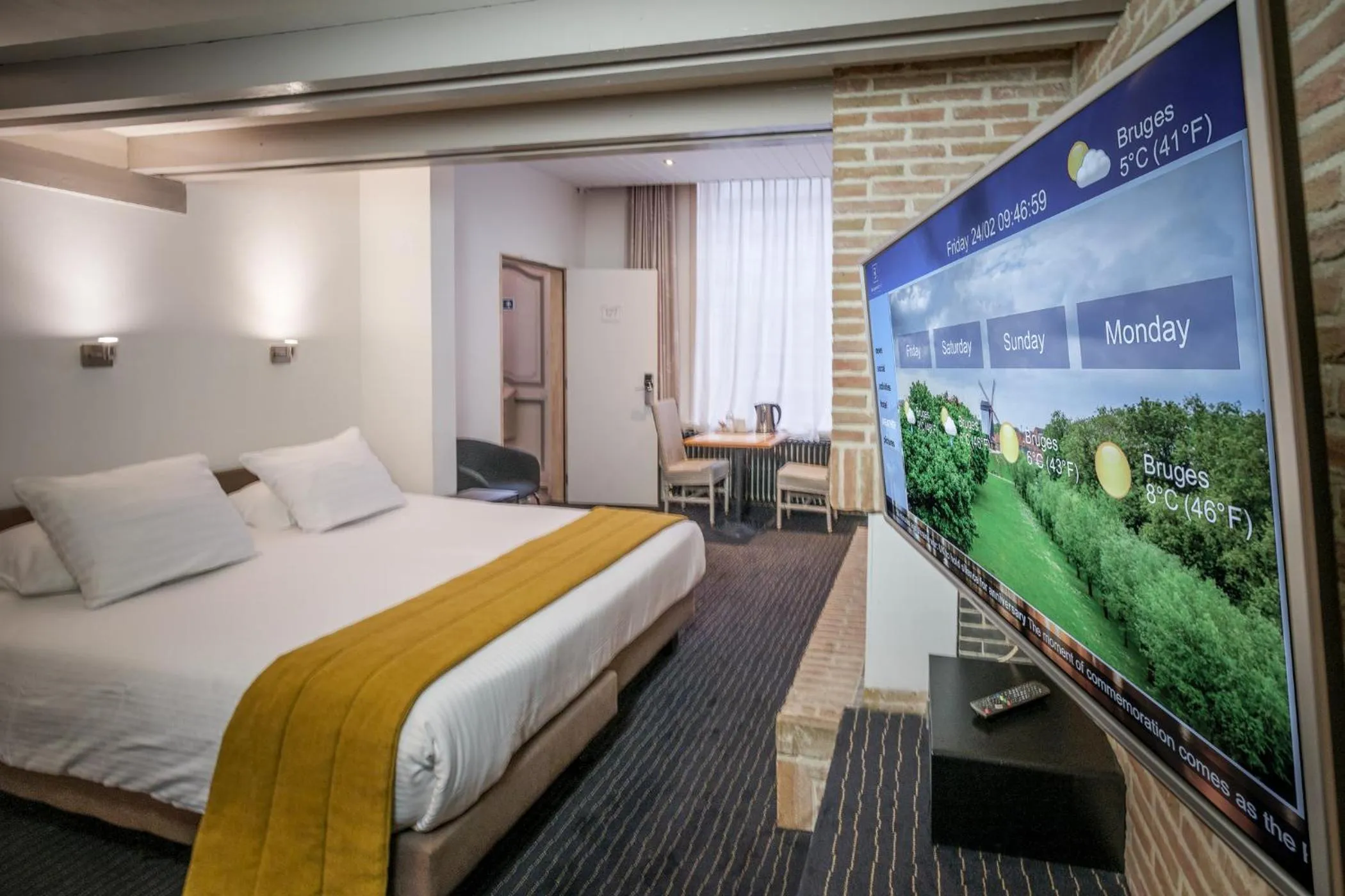 TV and multimedia, Bed in Hotel Bourgoensch Hof