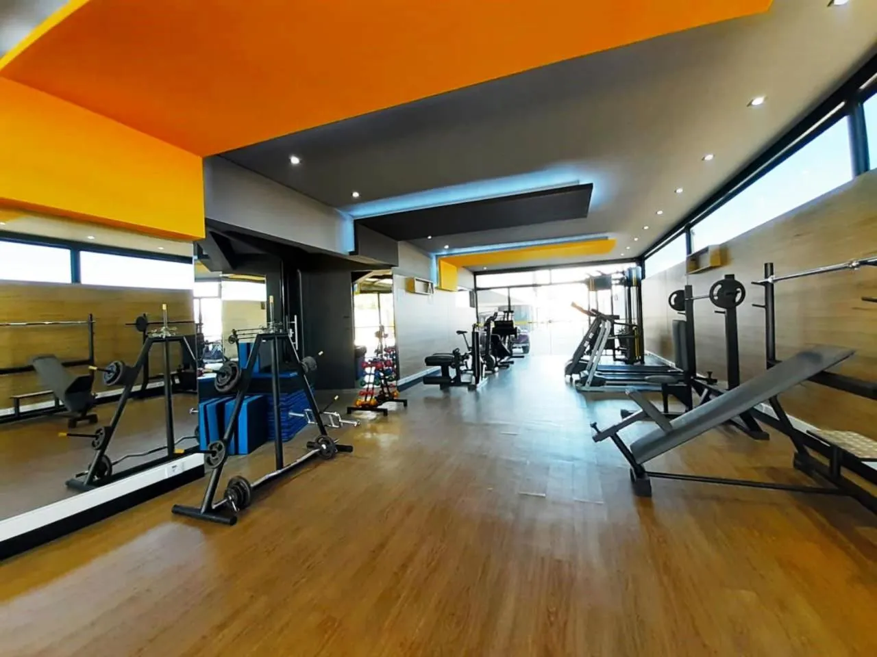 Fitness centre/facilities in WR Confort Hotel Campo Grande