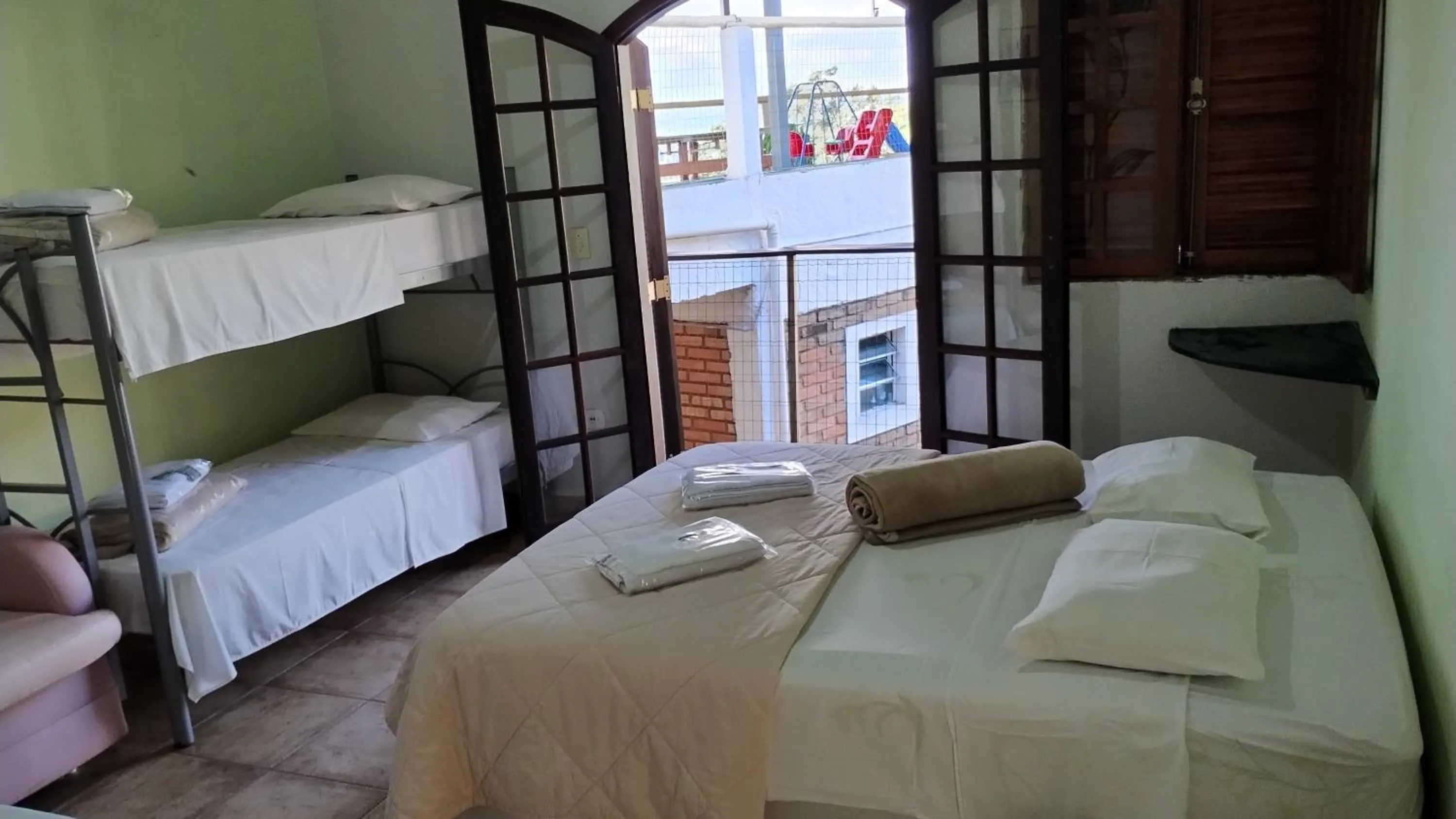 Hot Tub, Bed in Pousada Spa Saúde Melhor