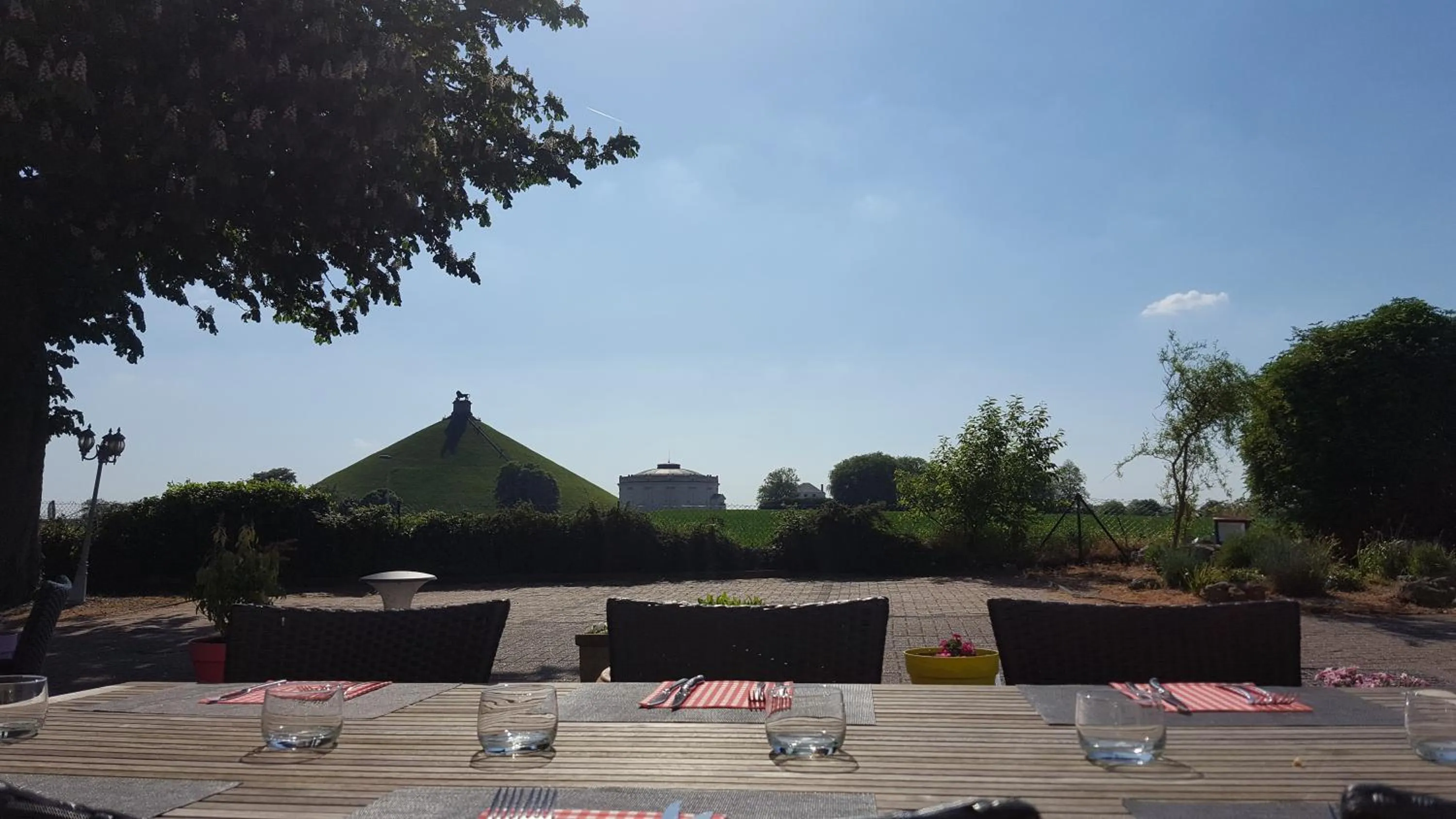 Mountain view in Le 1815