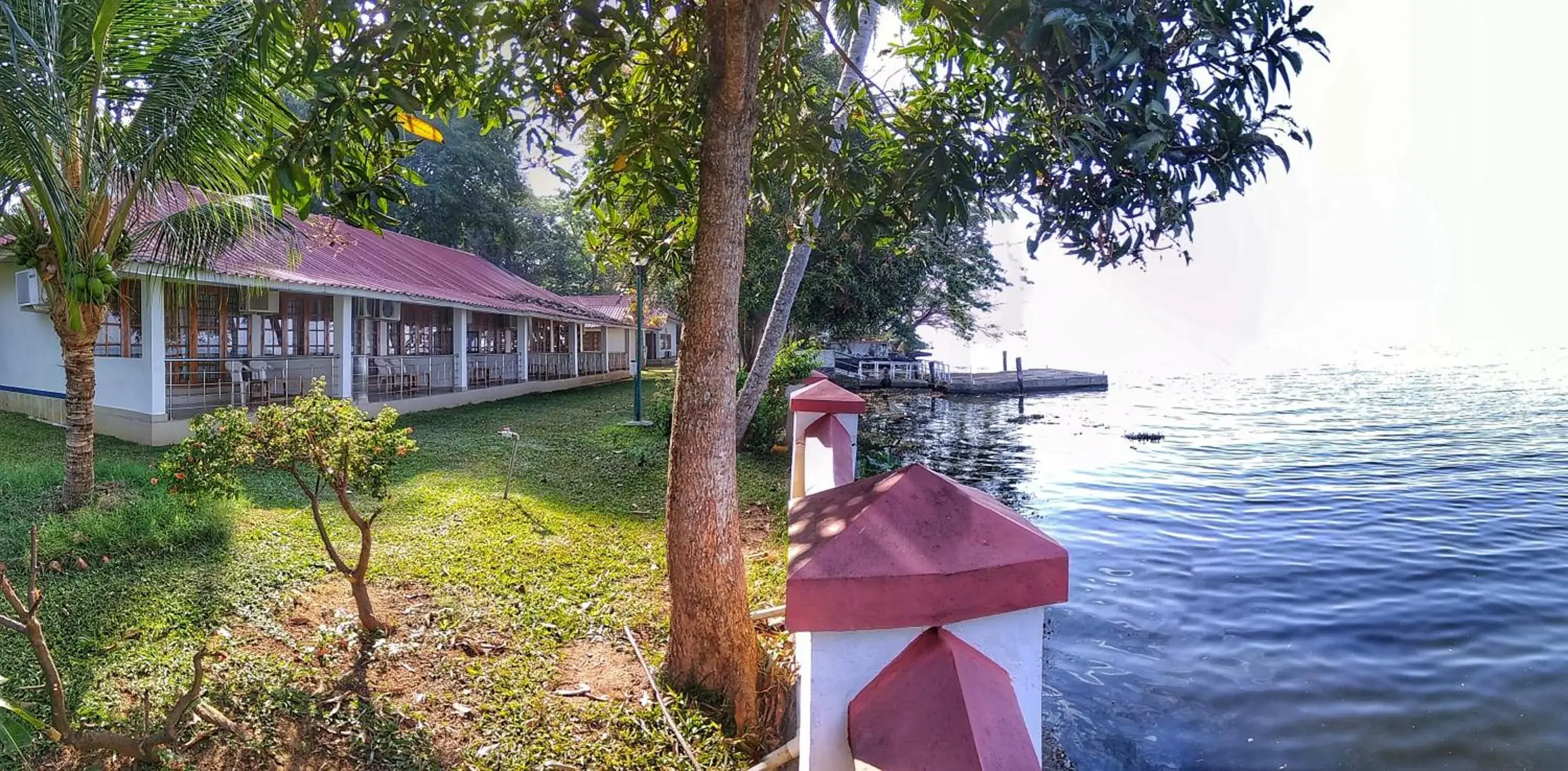 King Room with Lake View in KTDC Kumarakom Gateway Resort King Room with Lake View in KTDC Kumarakom Gateway Resort