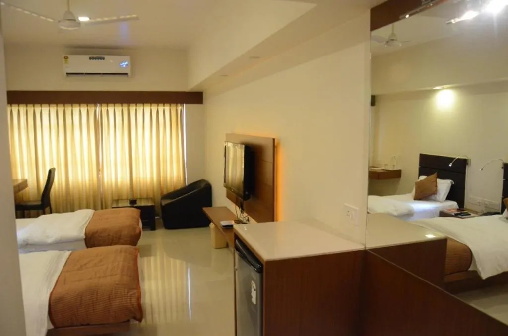 TV and multimedia in Hotel Yuvraj