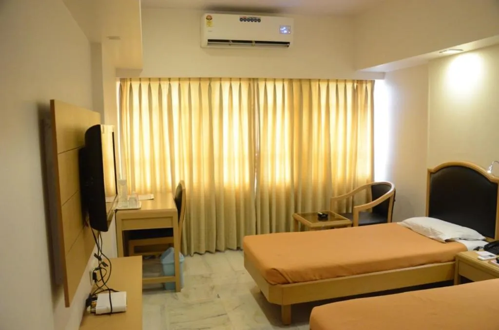 TV and multimedia in Hotel Yuvraj