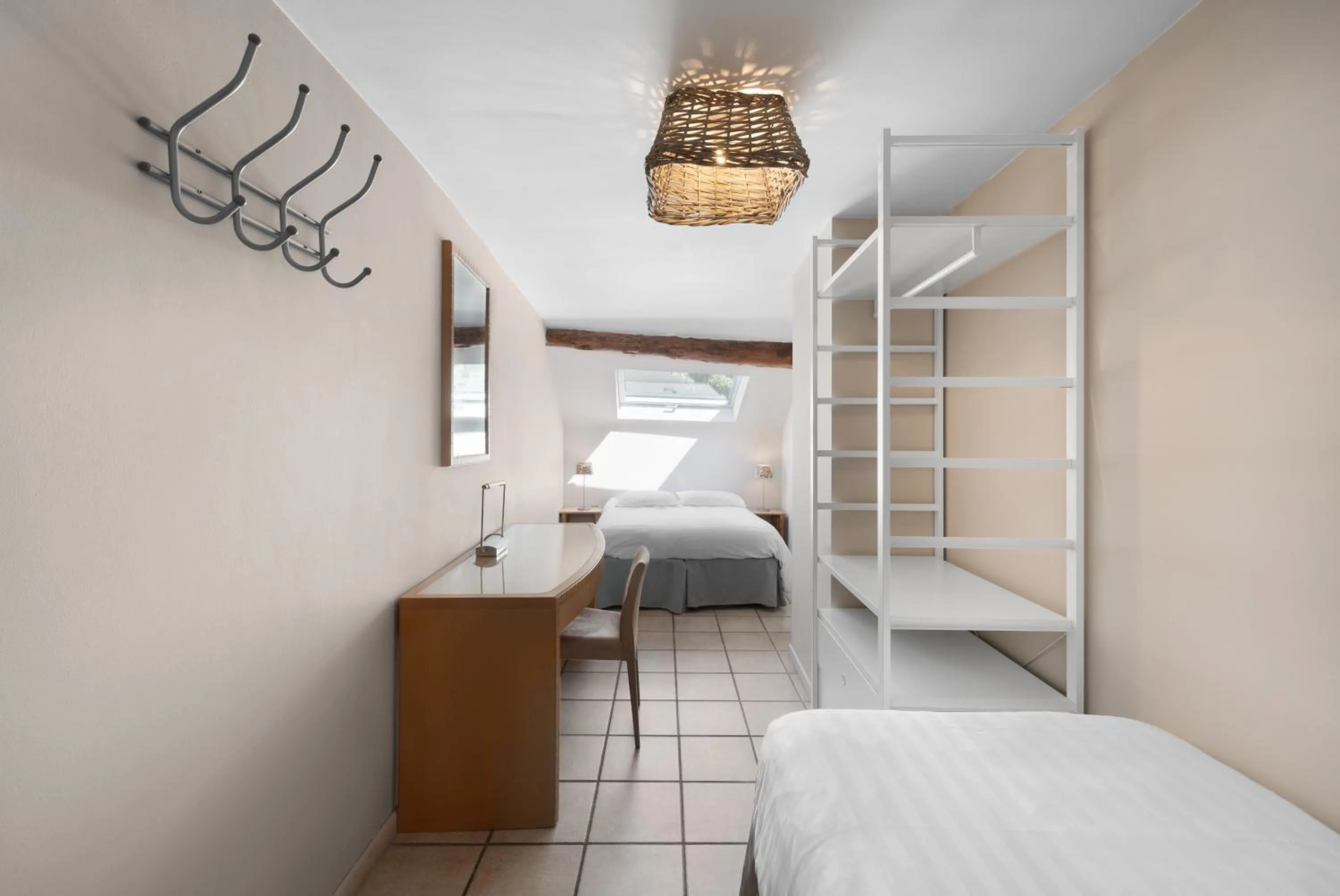 Bedroom, Bed in Hotel Aux Ecuries De La Reine