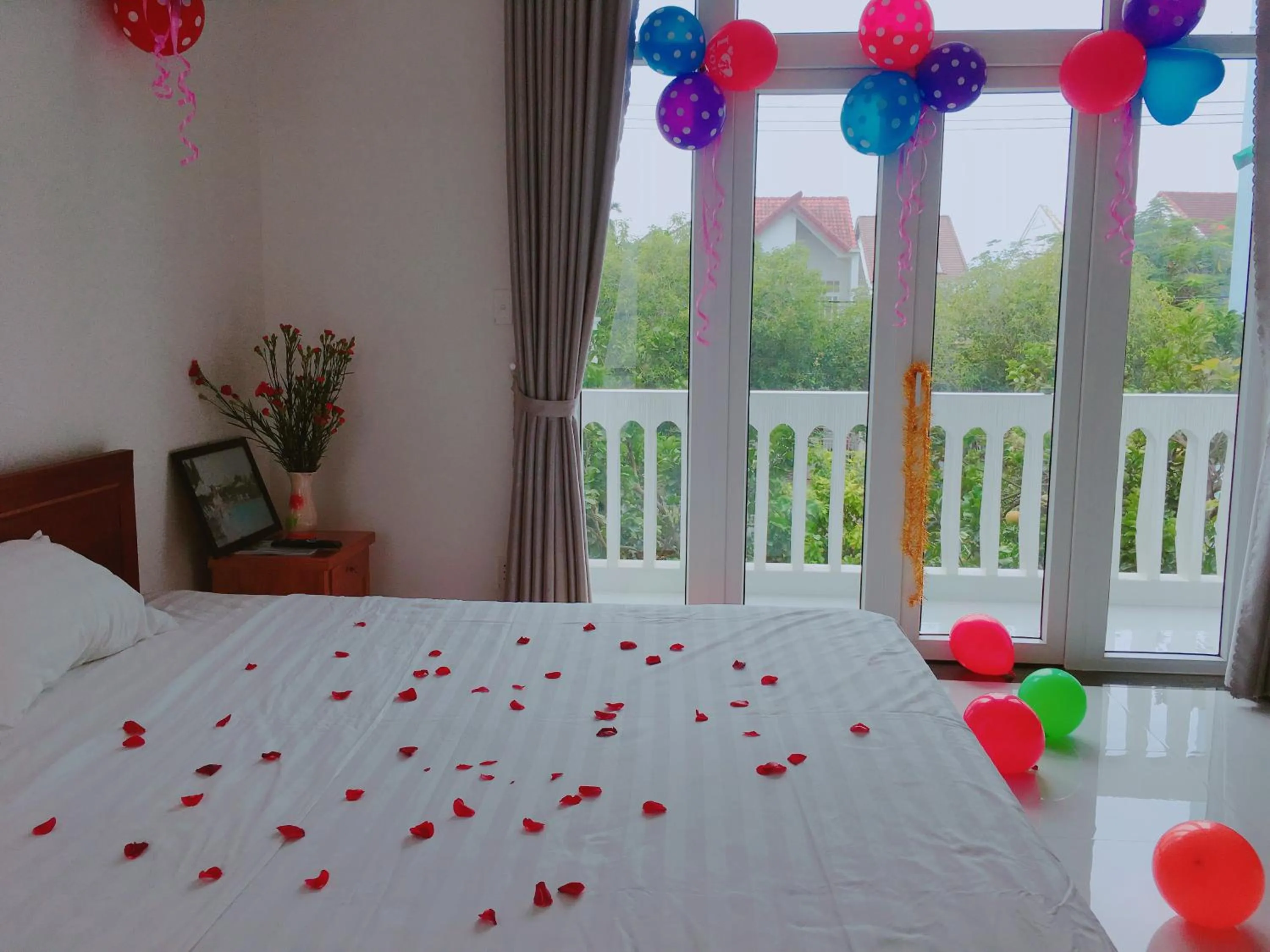 Balcony/Terrace, Bed in Oleander Garden Homestay