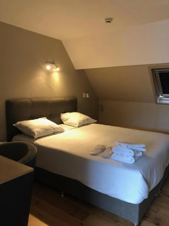 Bed in Family Hôtel