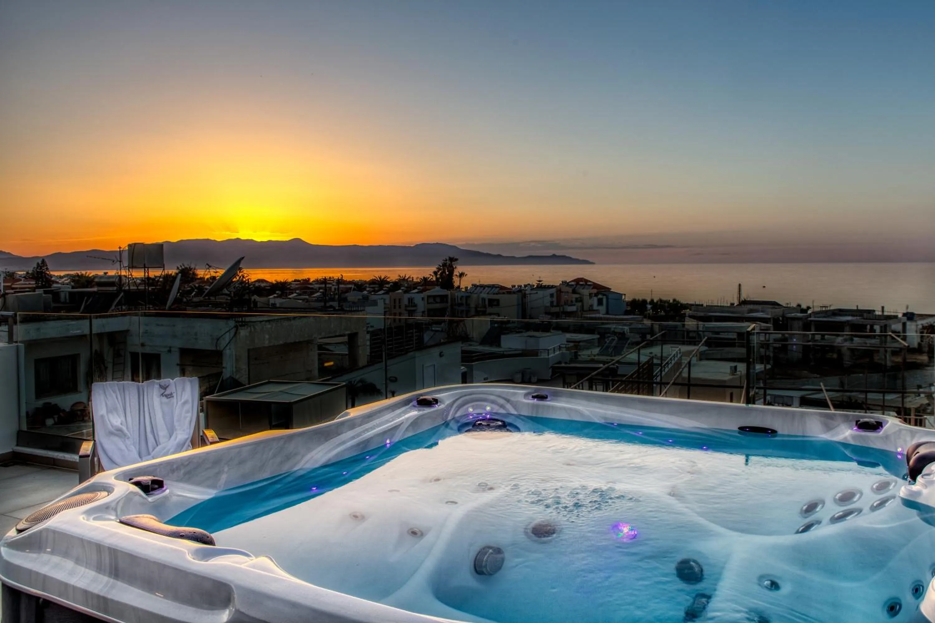 Swimming pool in Angels Suites