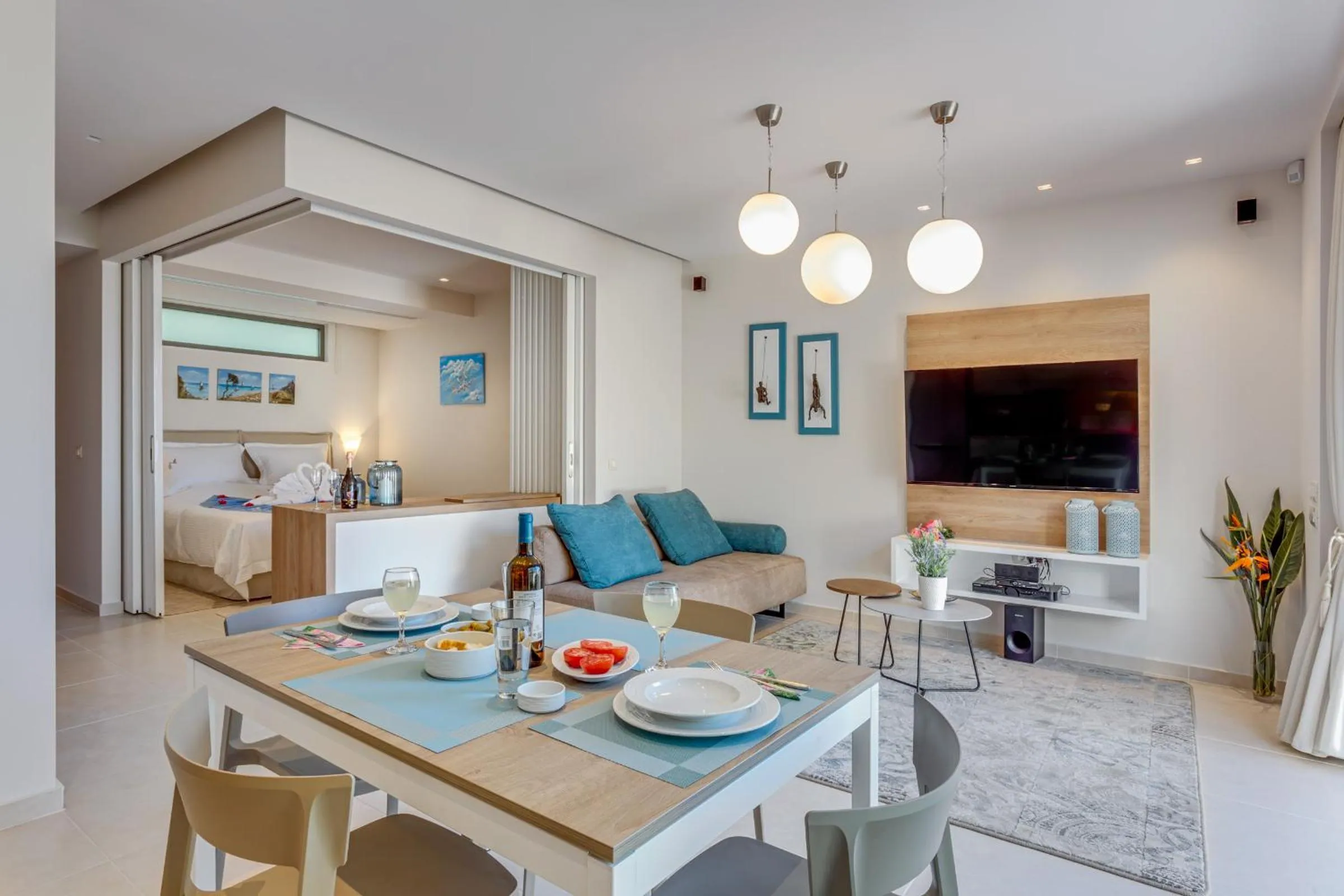 Day in Angels Suites