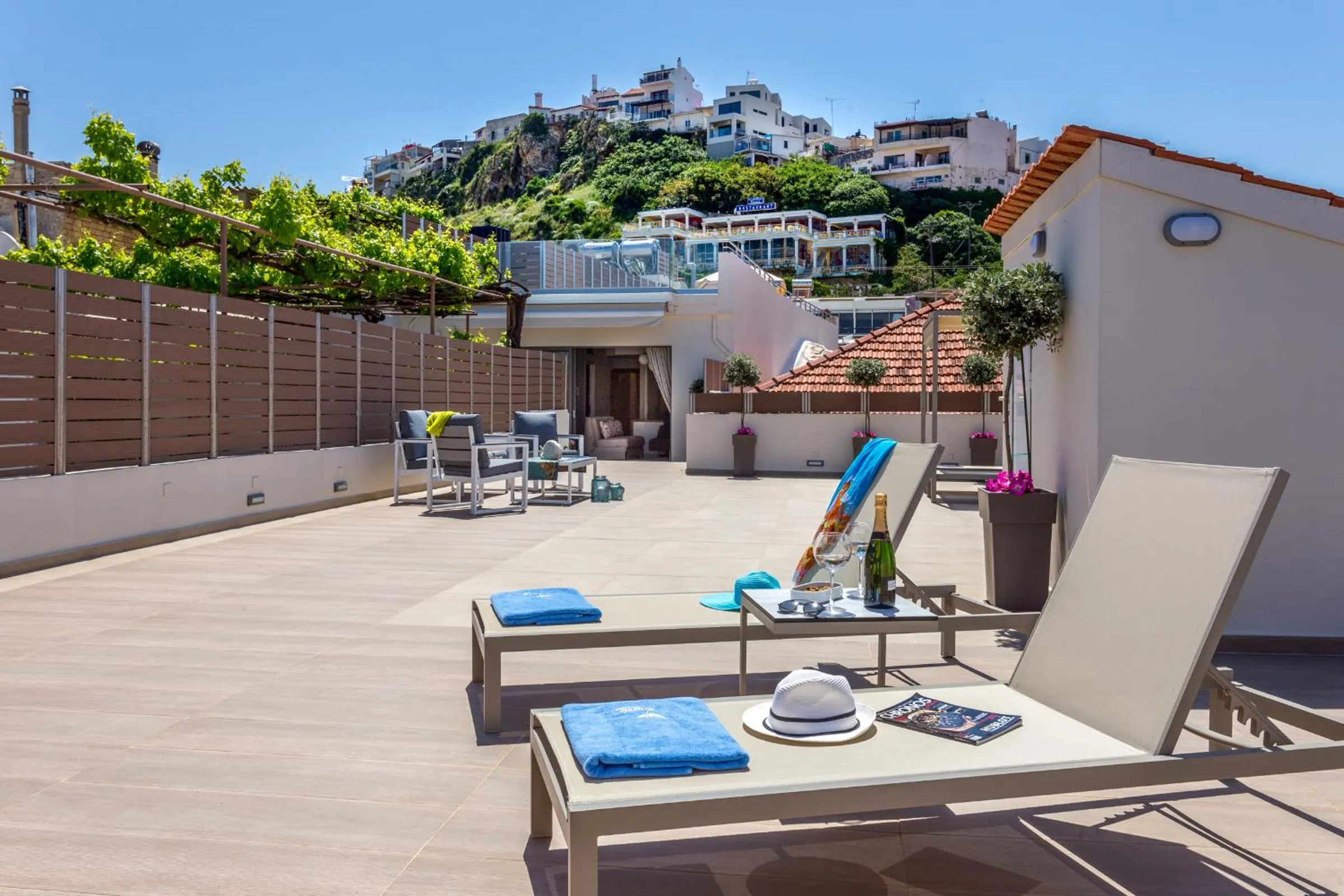 Day in Angels Suites