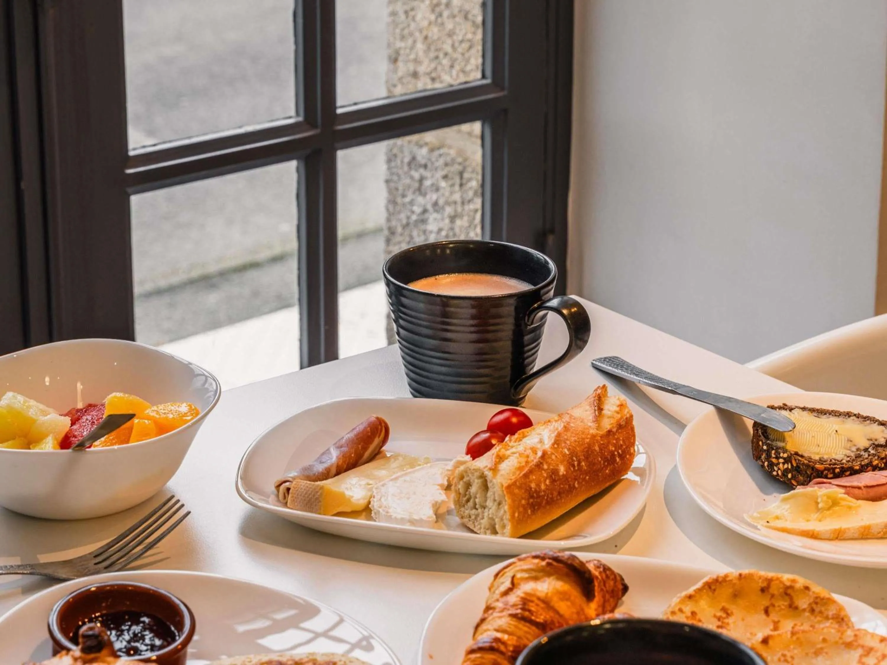 Breakfast in ibis Styles Vannes Gare Centre