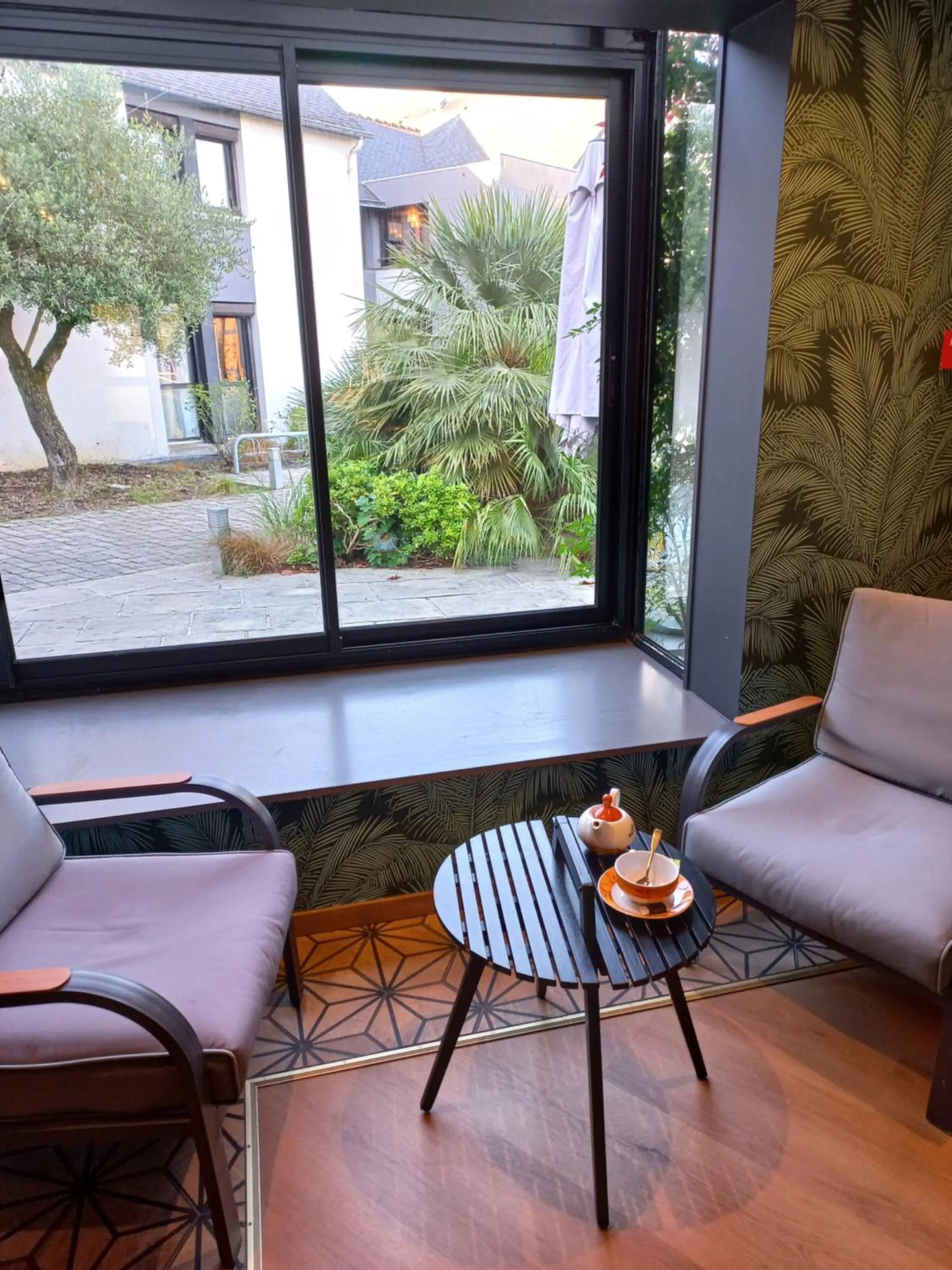 Living room in BRIT HOTEL LORIENT Le Kerotel