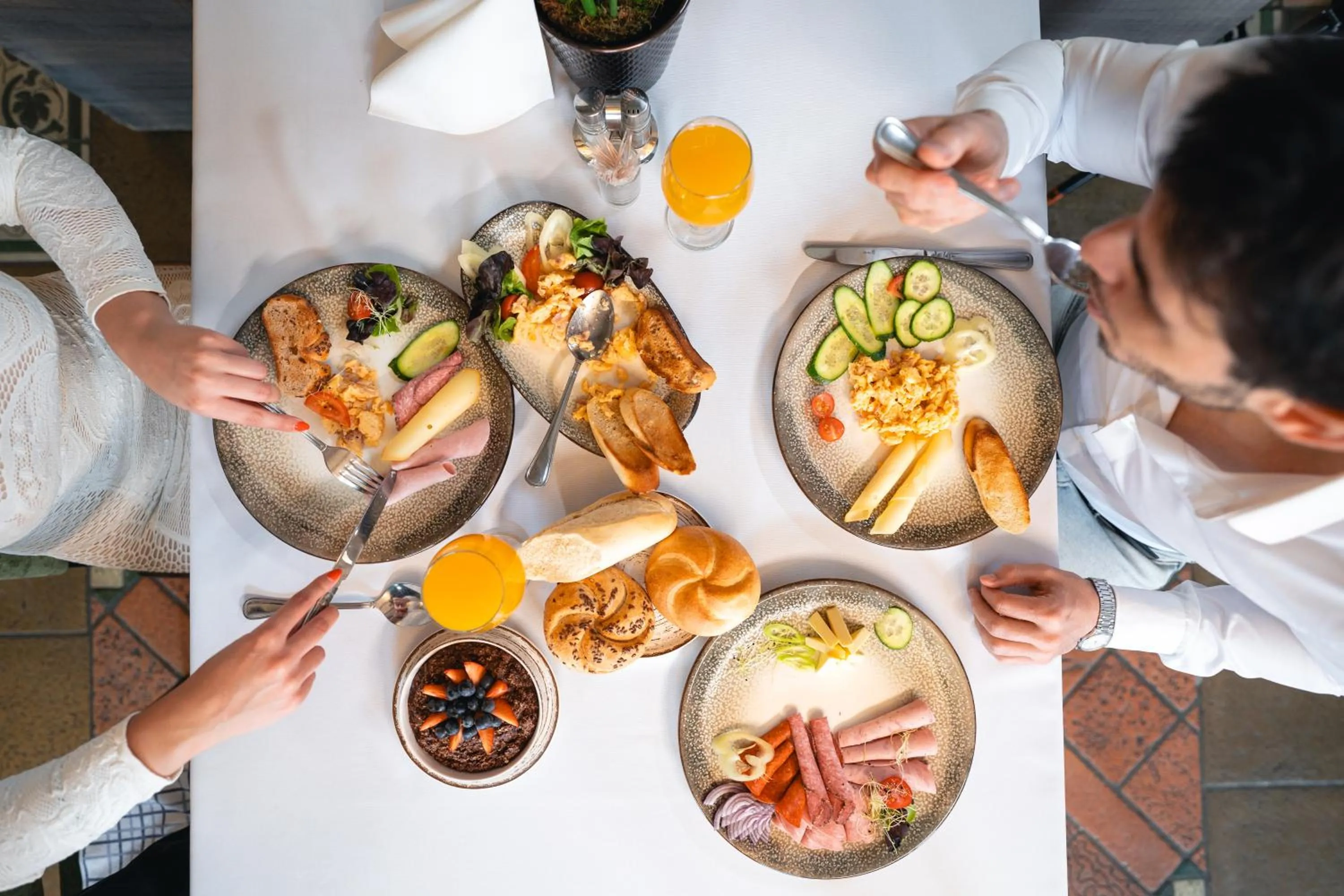 Breakfast in Hunor Hotel és Étterem