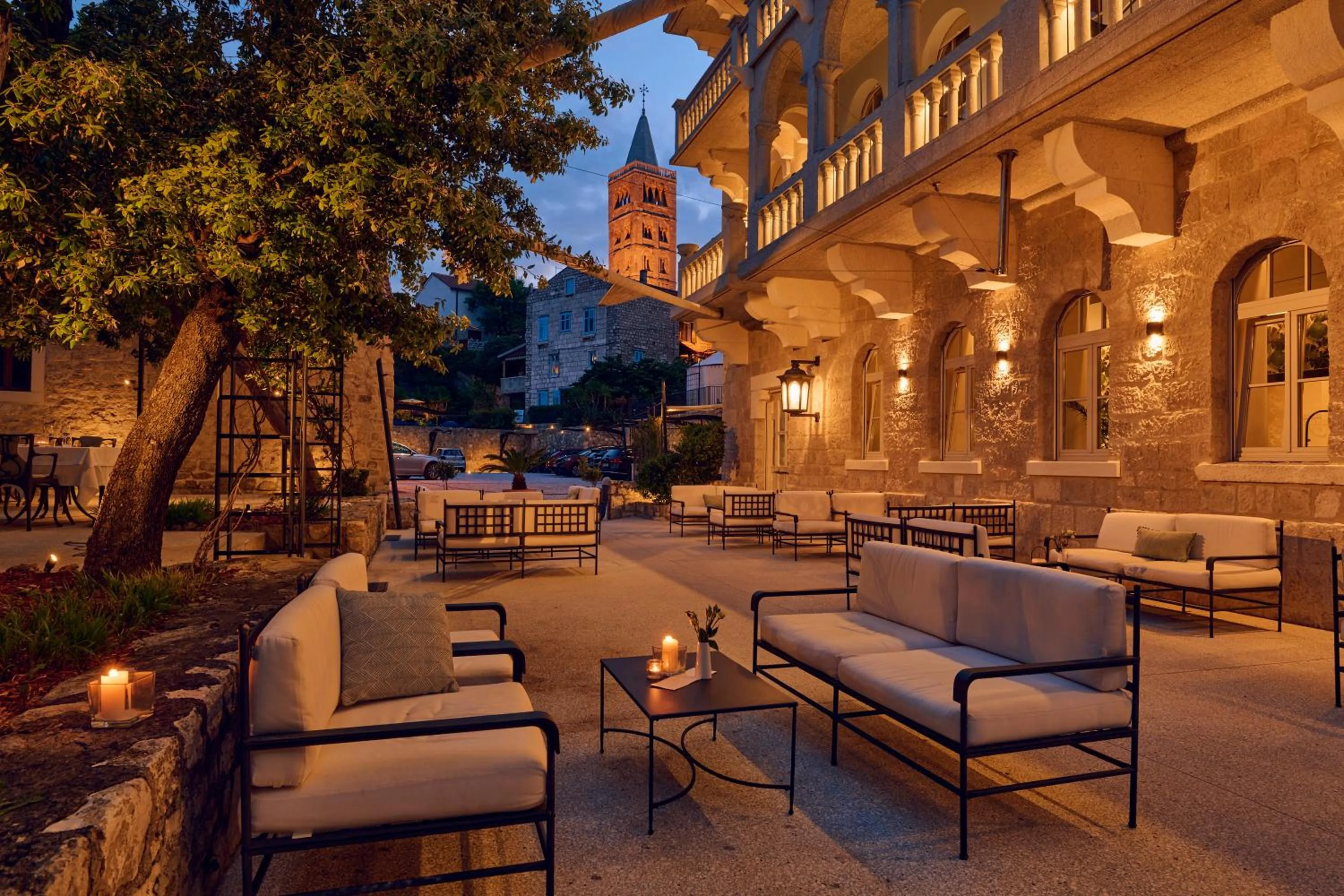 Night in Arbiana Heritage Hotel