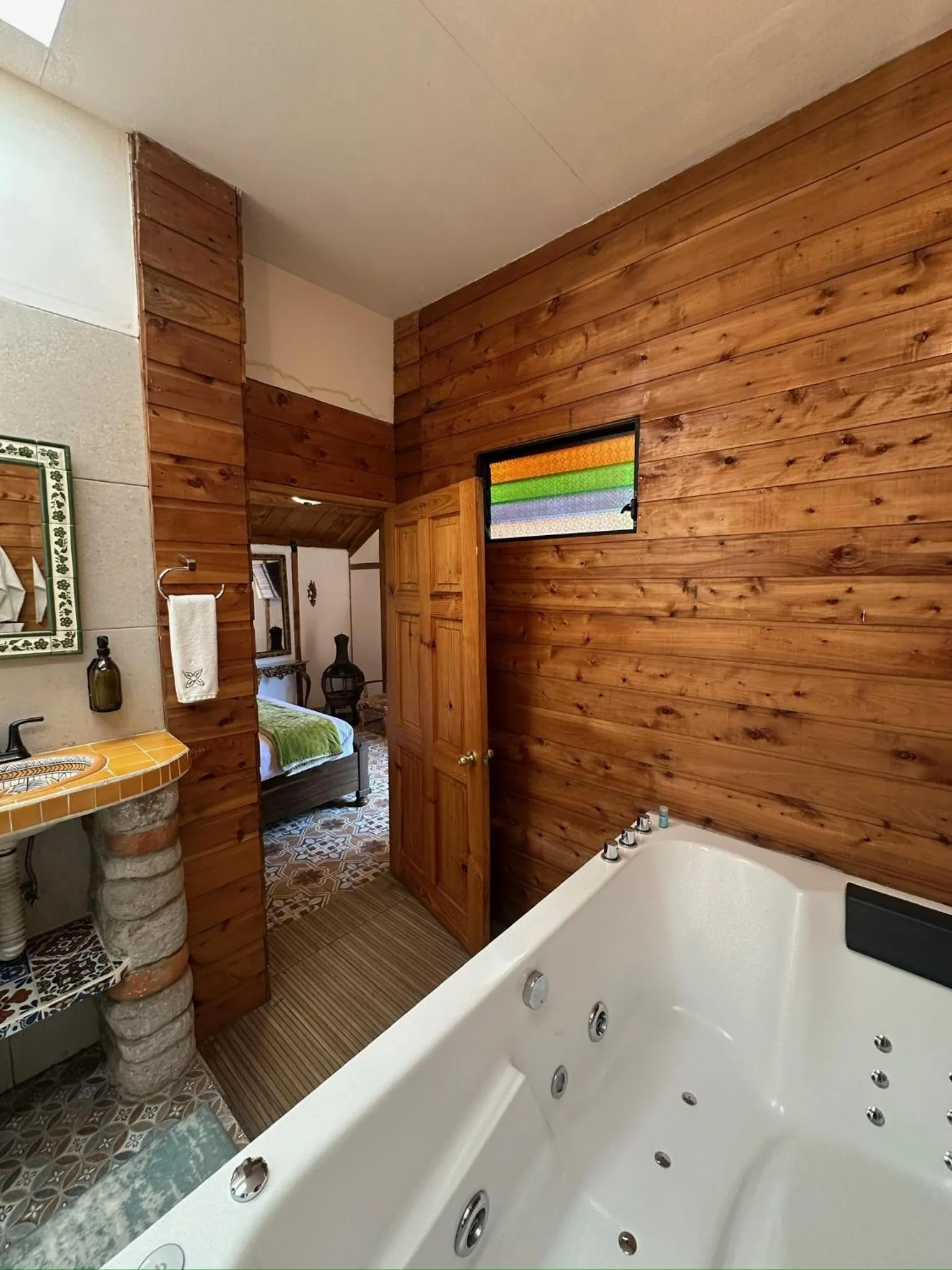 Hot Tub, Bed in Casa Morasan Hotel-Boutique