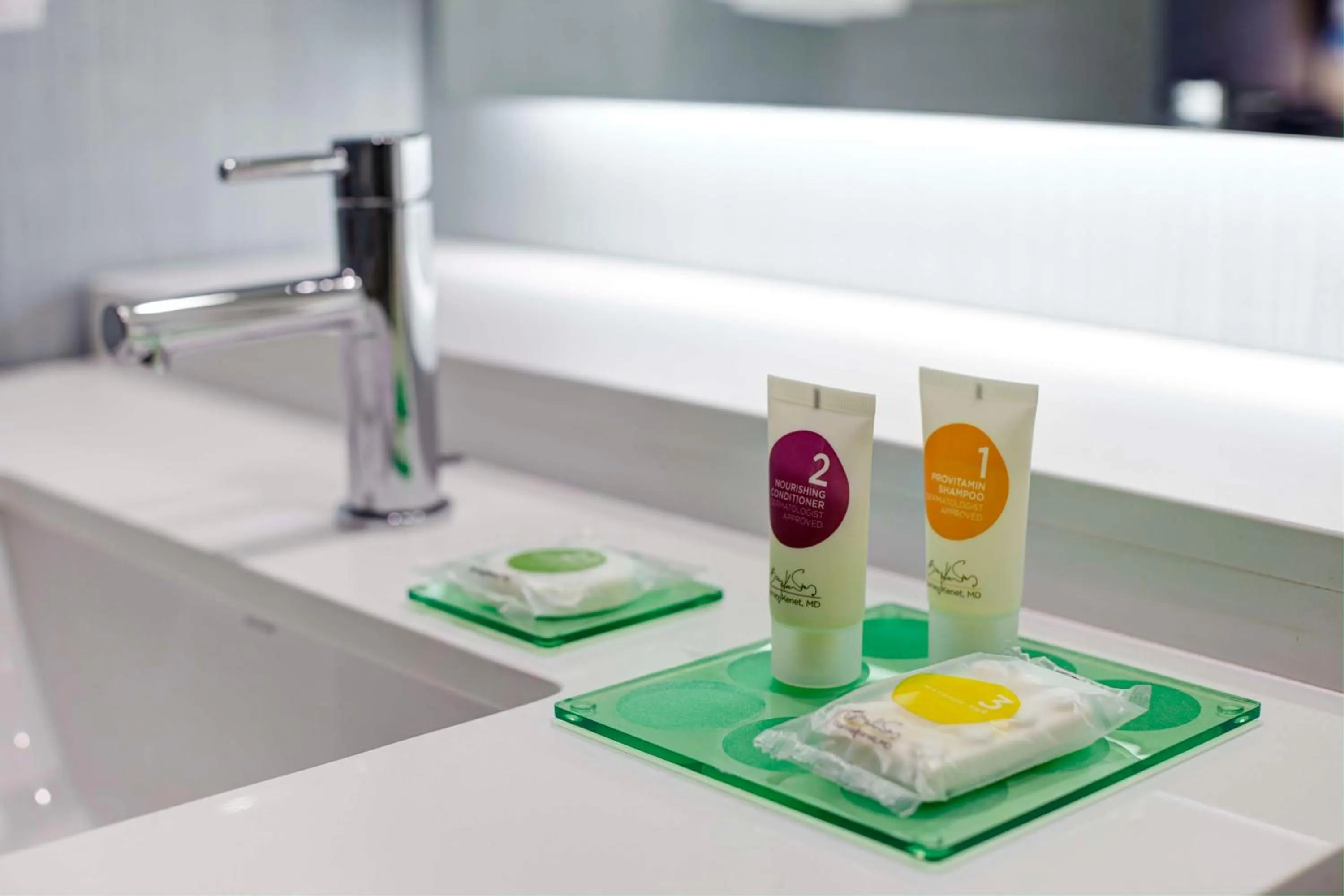 Bathroom in Hyatt Place Madison/Verona