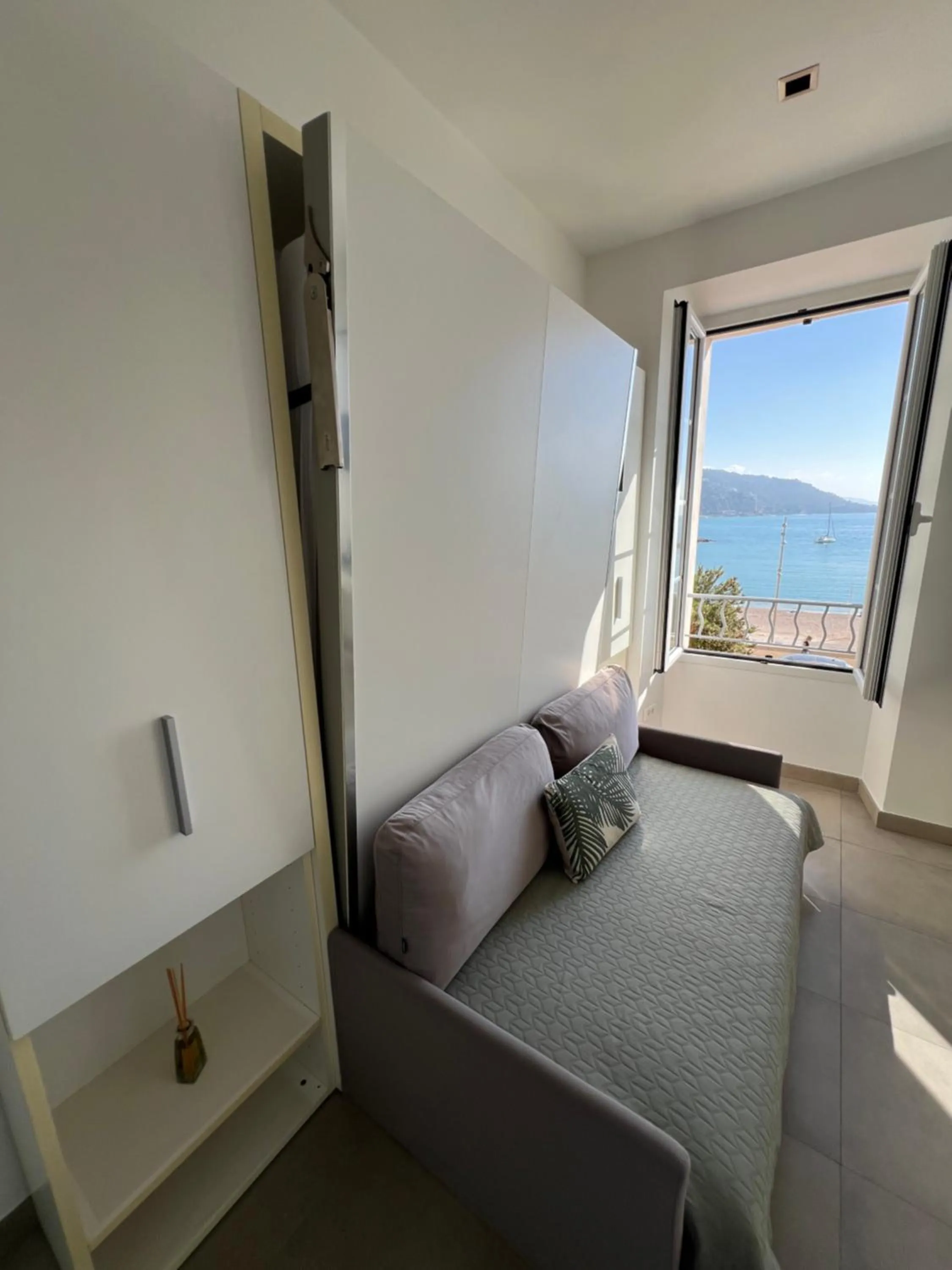 Studio magnifique vue mer