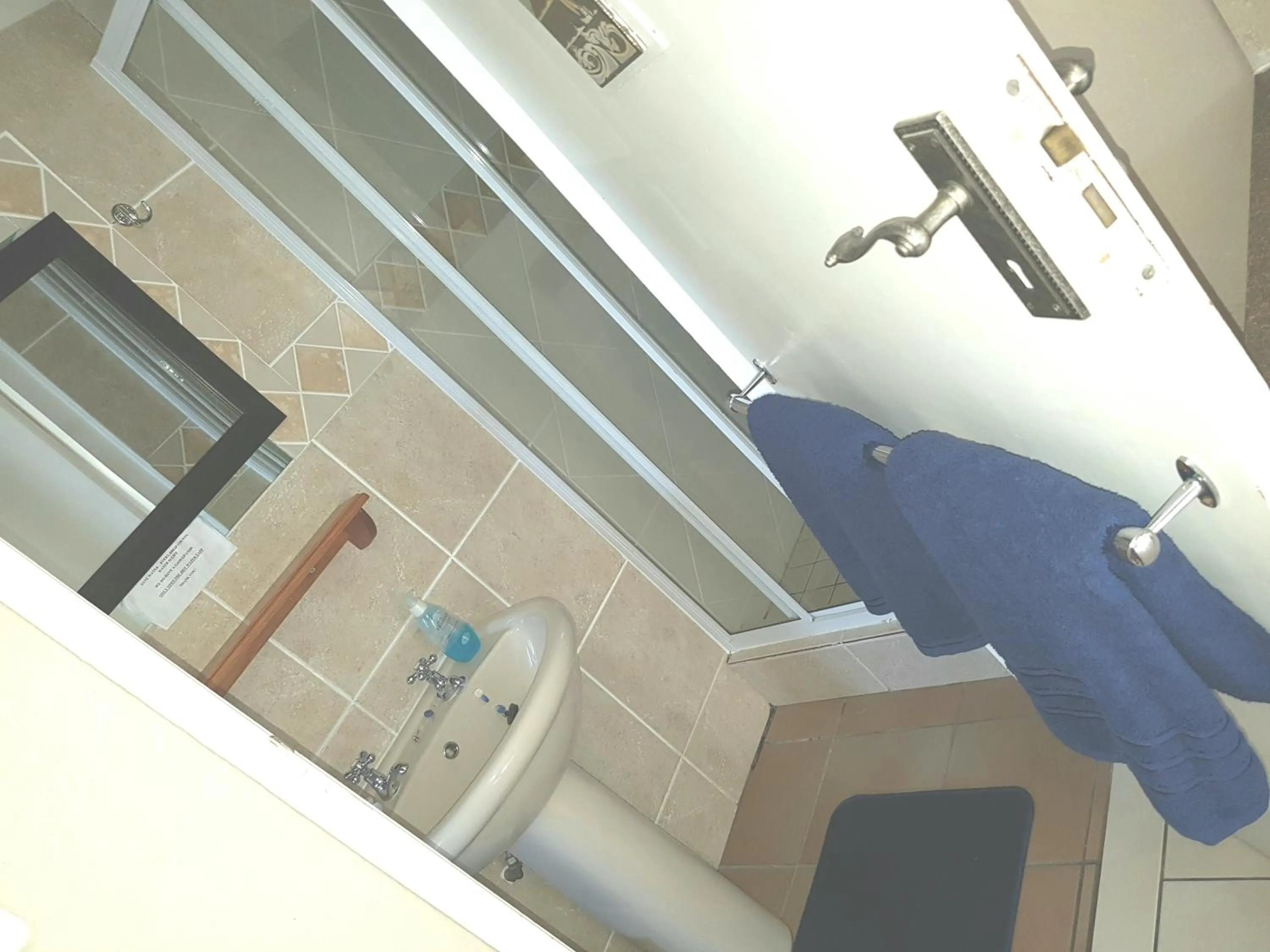 Bathroom in Seagulls Guest House