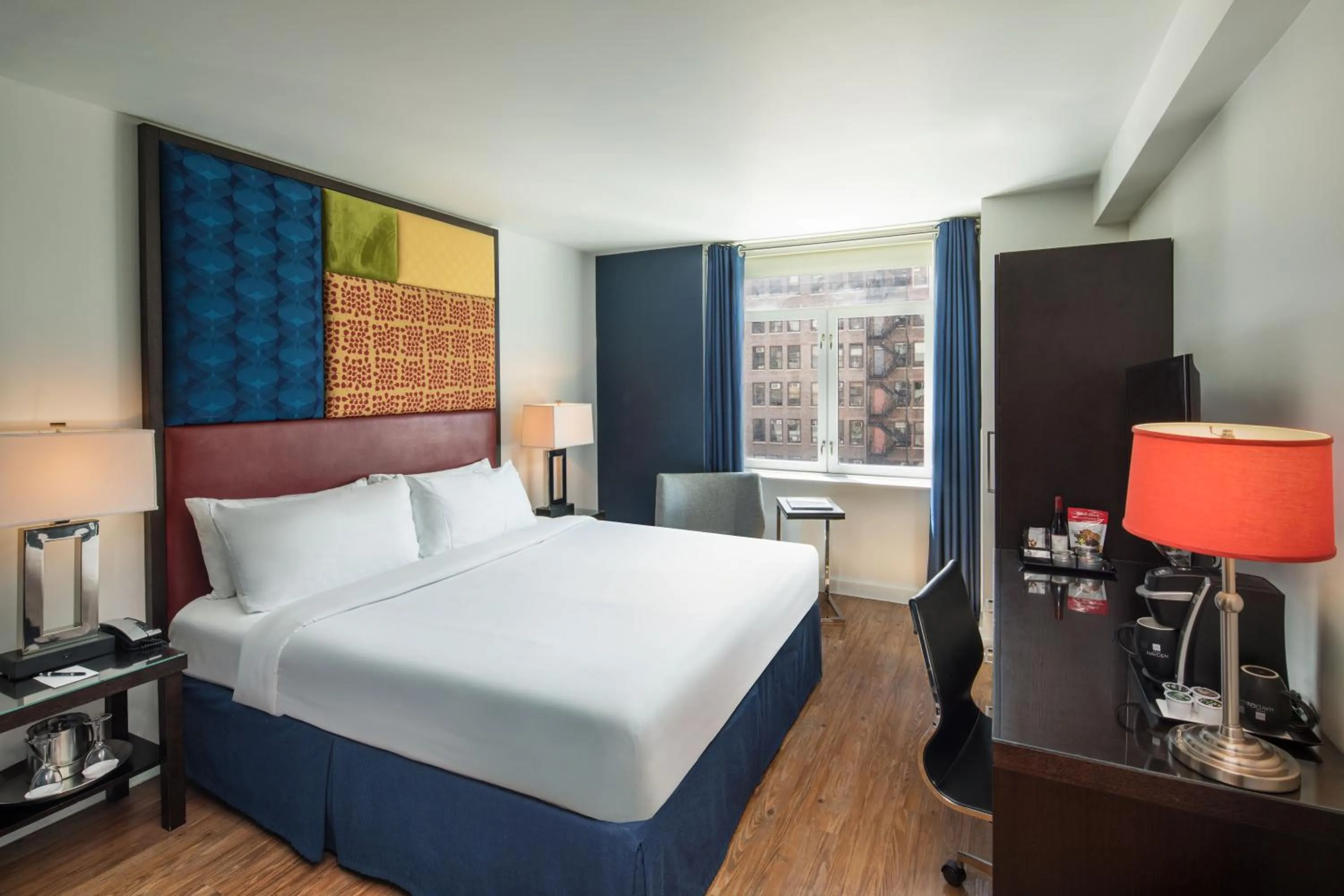 Bedroom, Bed in Hotel Hayden New York