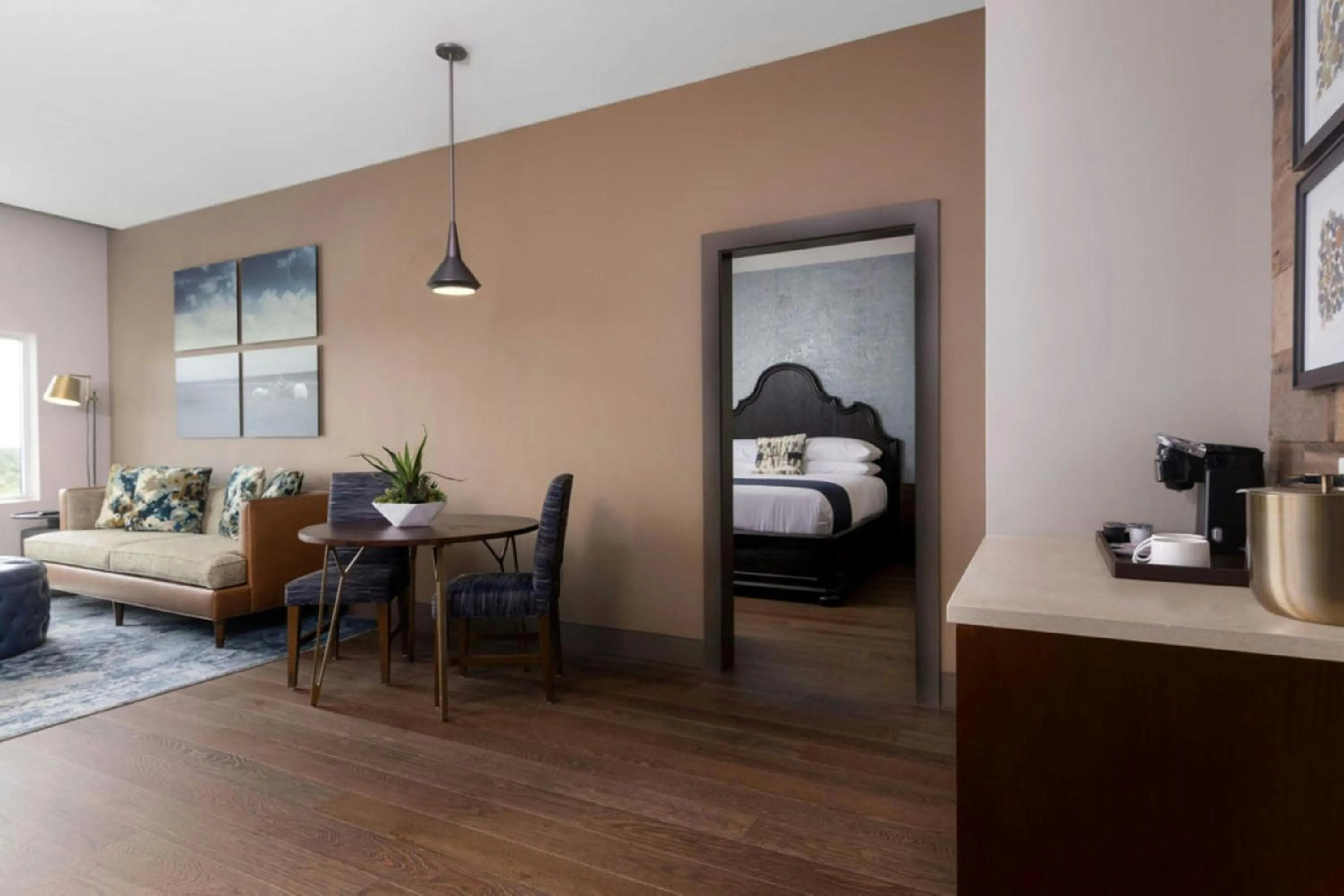 Photo of the whole room, Bed in The Stella Hotel, Autograph Collection