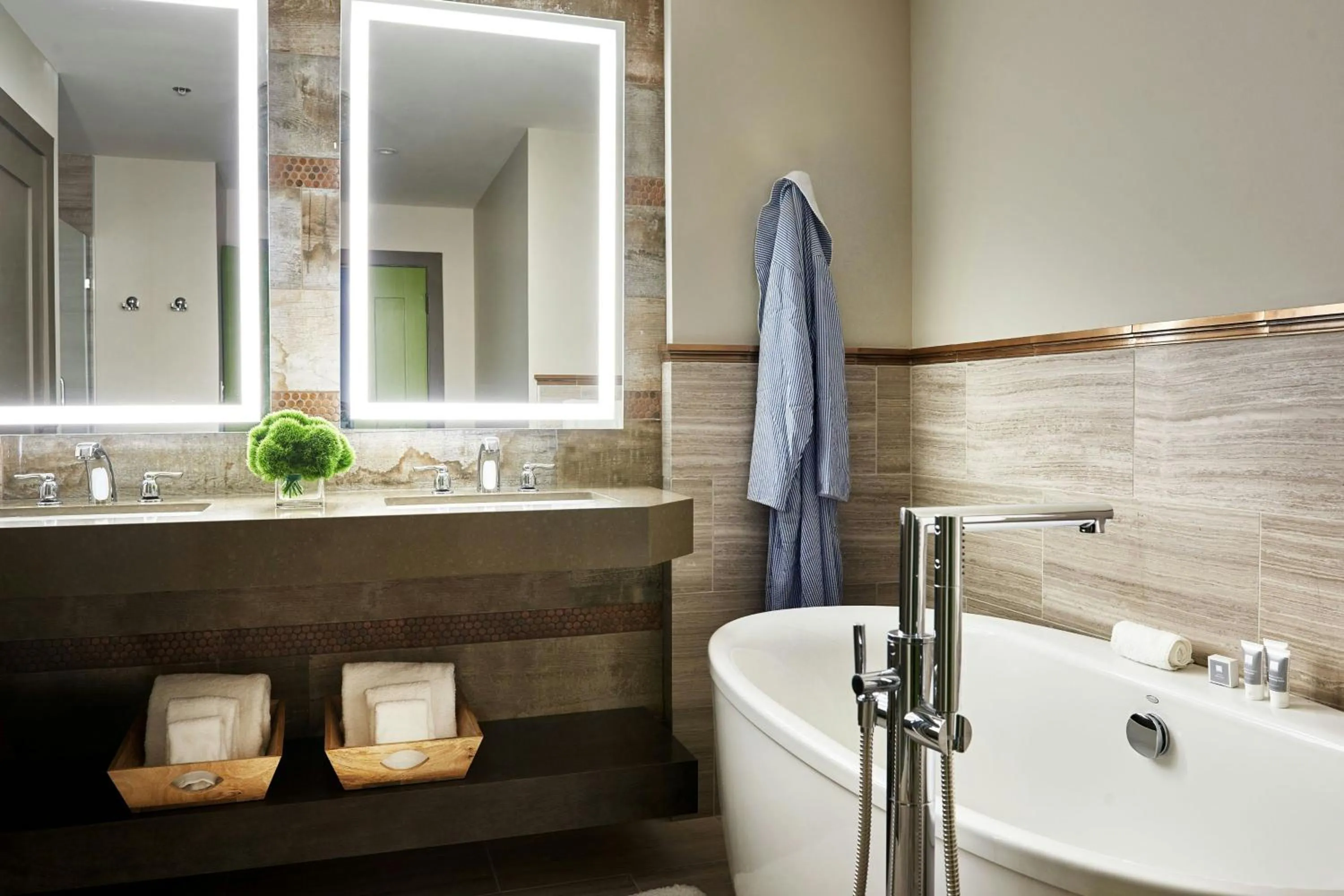 Bathroom in The Stella Hotel, Autograph Collection