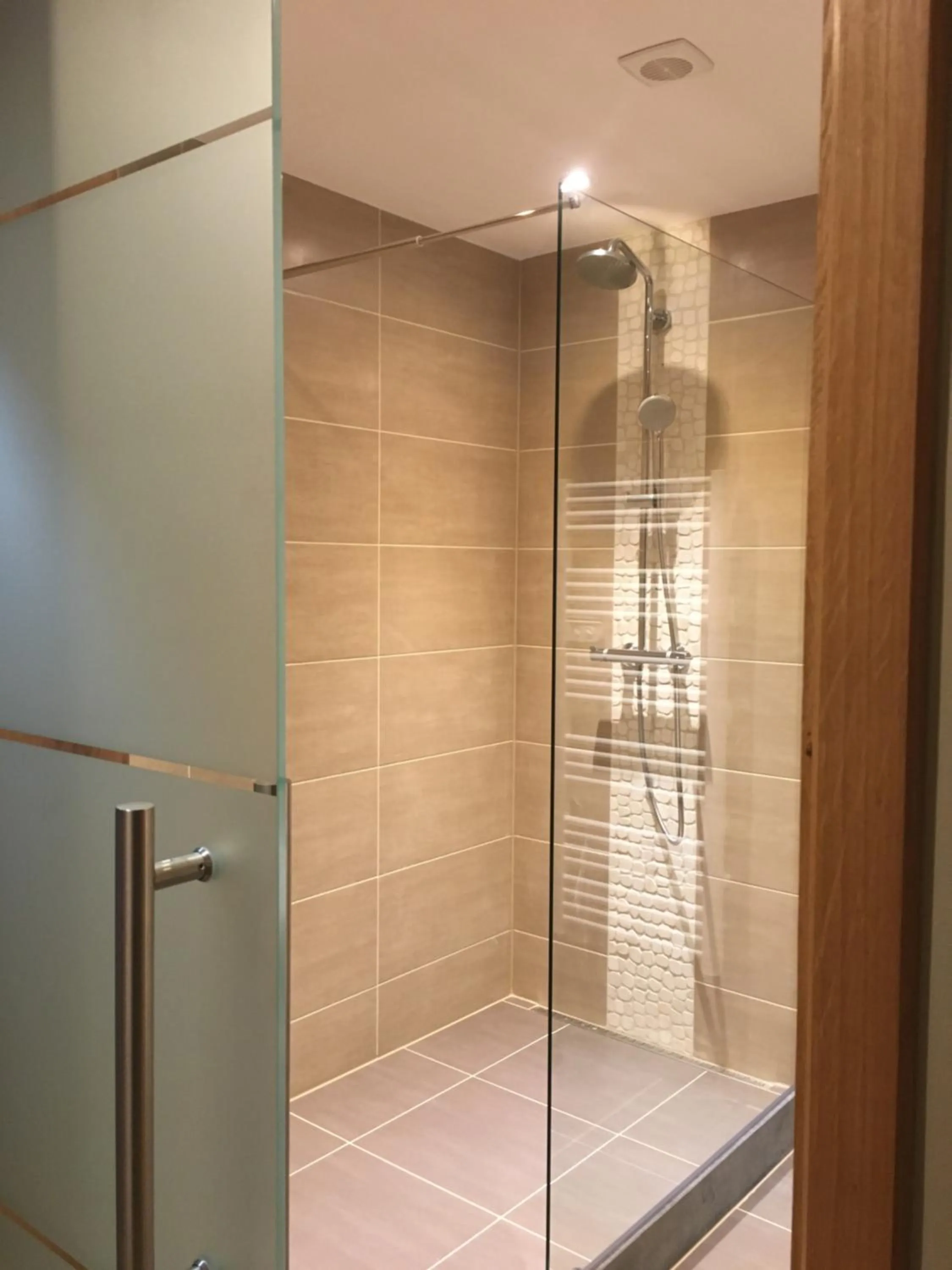 Decorative detail in De Gouden Klokke