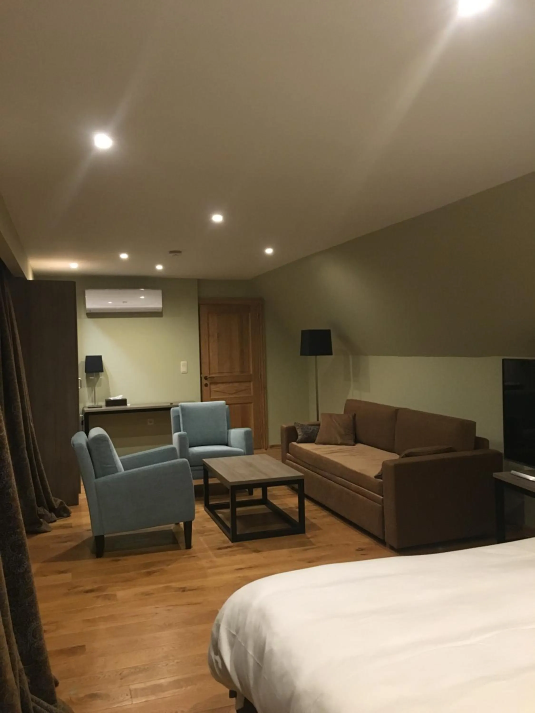 Photo of the whole room in De Gouden Klokke