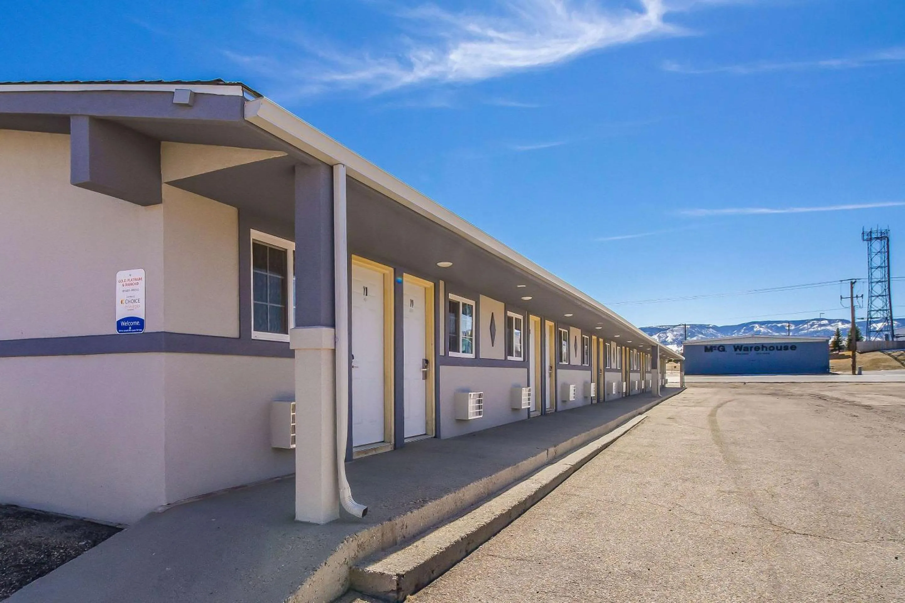 Property building in Rodeway Inn Casper