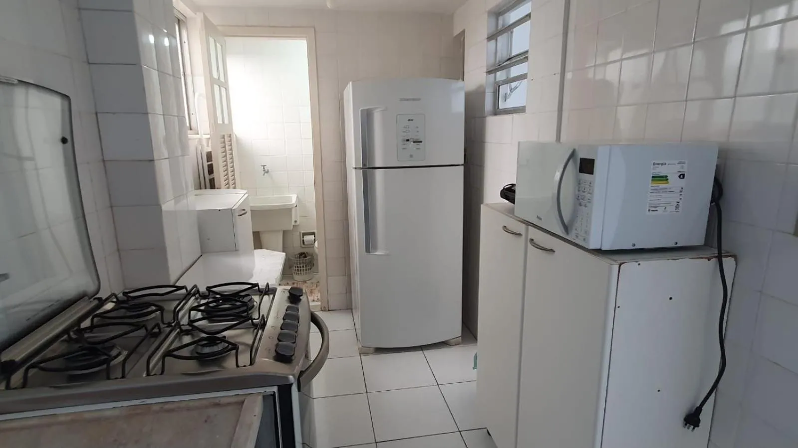 Kitchen or kitchenette in Apto Temporada Cabo Frio