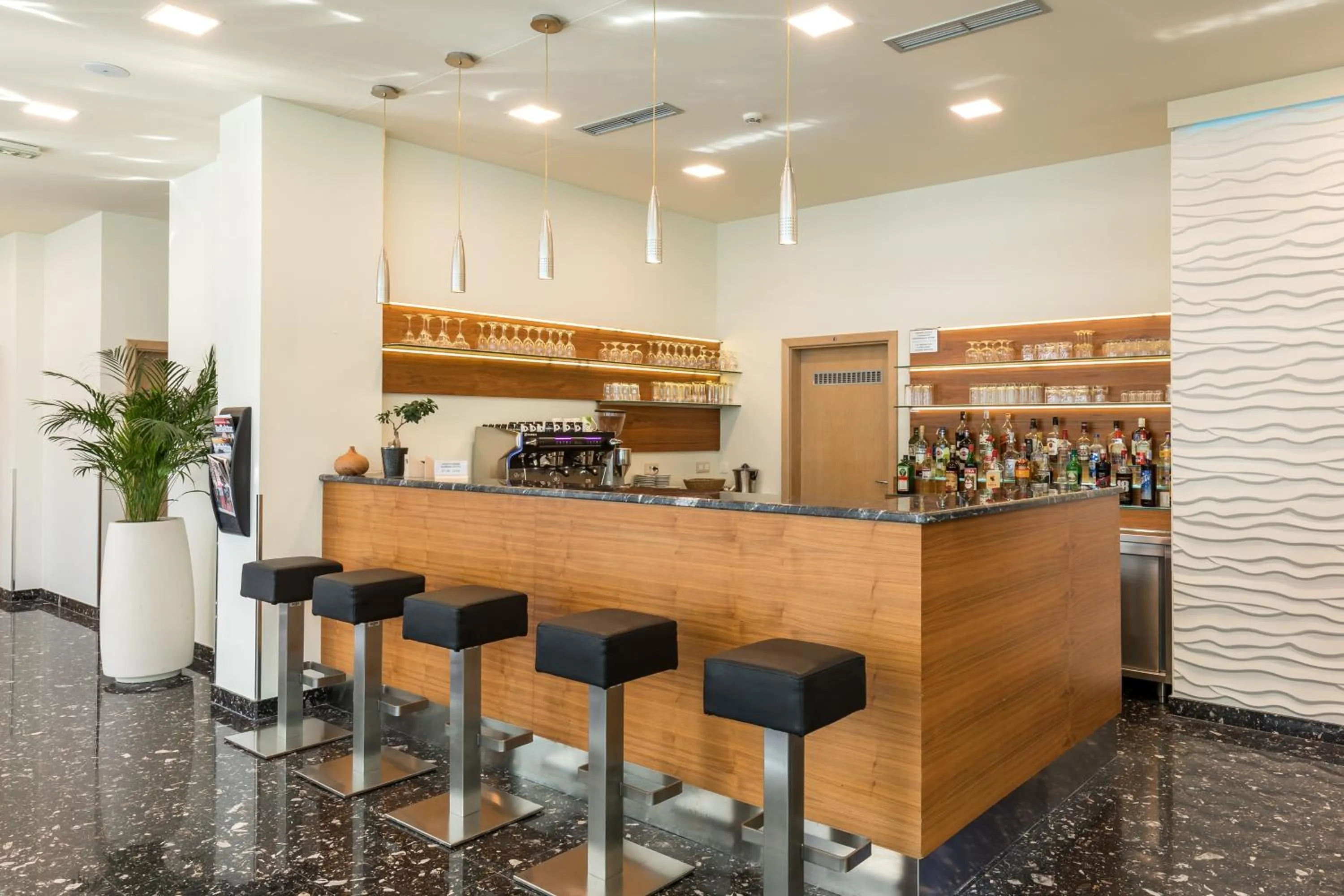 Property building in Hotel Mondo